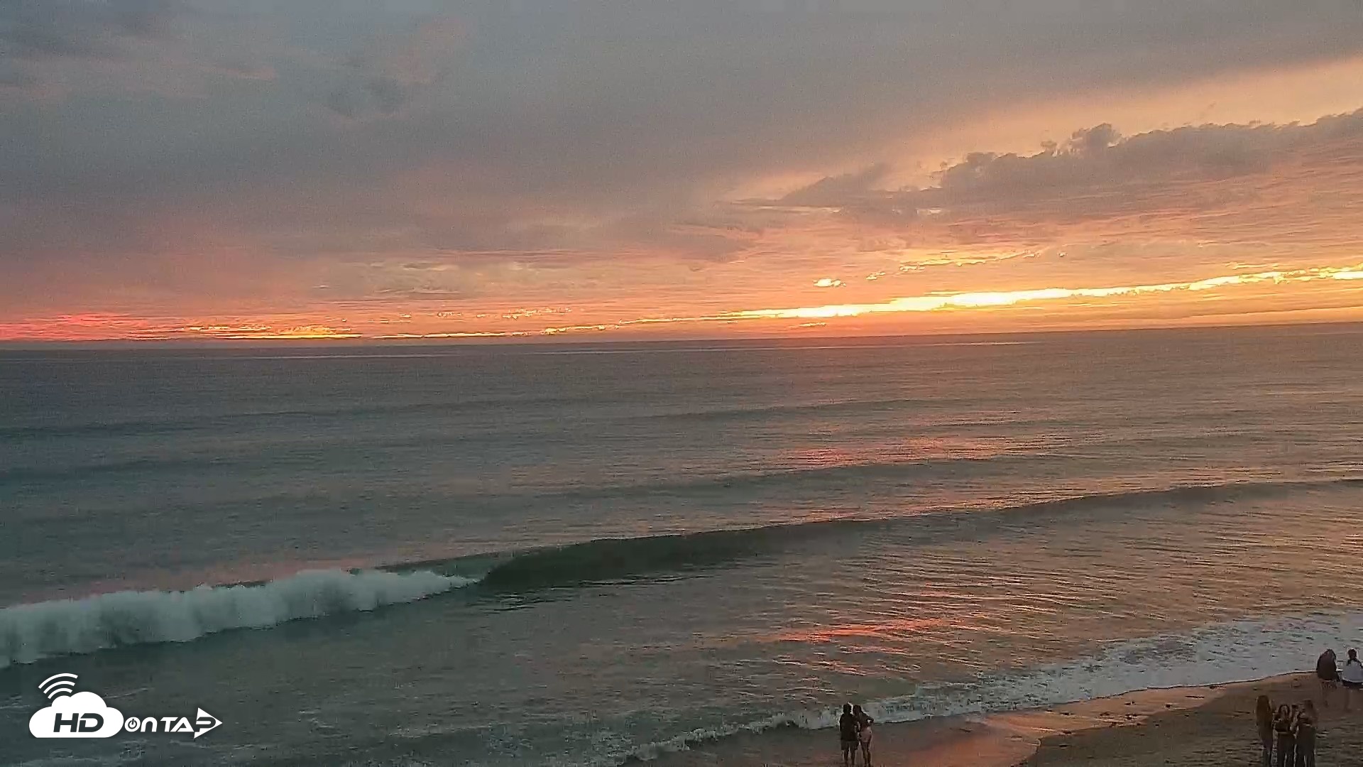 Snapshot of Carlsbad Beach Surf Live Webcam taken Sep 27, 2026, 6:58pm PDT