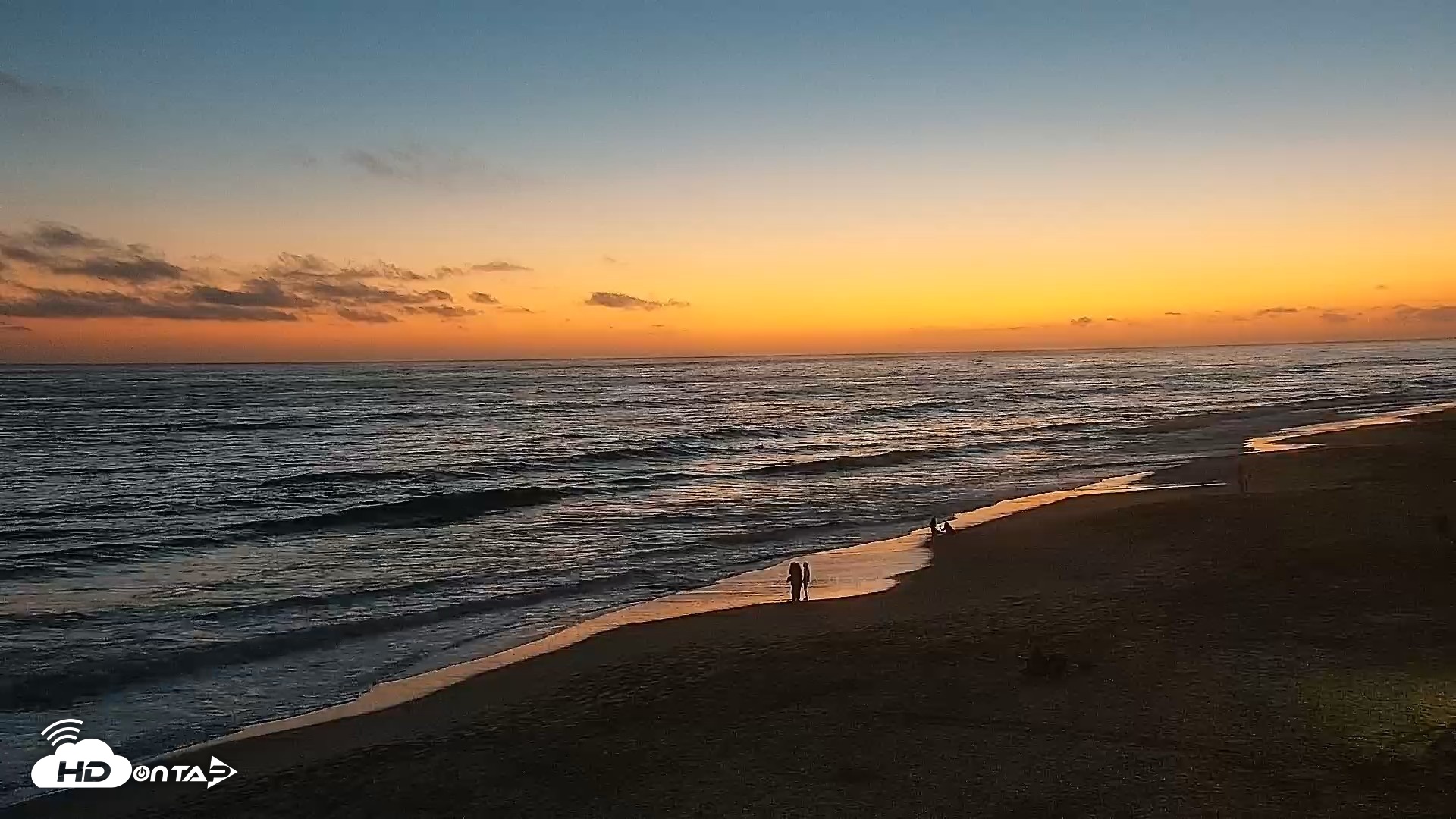 Snapshot of Carlsbad Beach Surf Live Webcam taken Jul 7, 2026, 8:38pm PDT