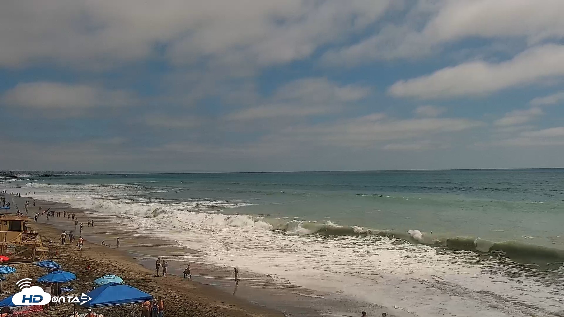 Snapshot of Carlsbad Beach Surf Live Webcam taken Aug 16, 2026, 3:19pm PDT