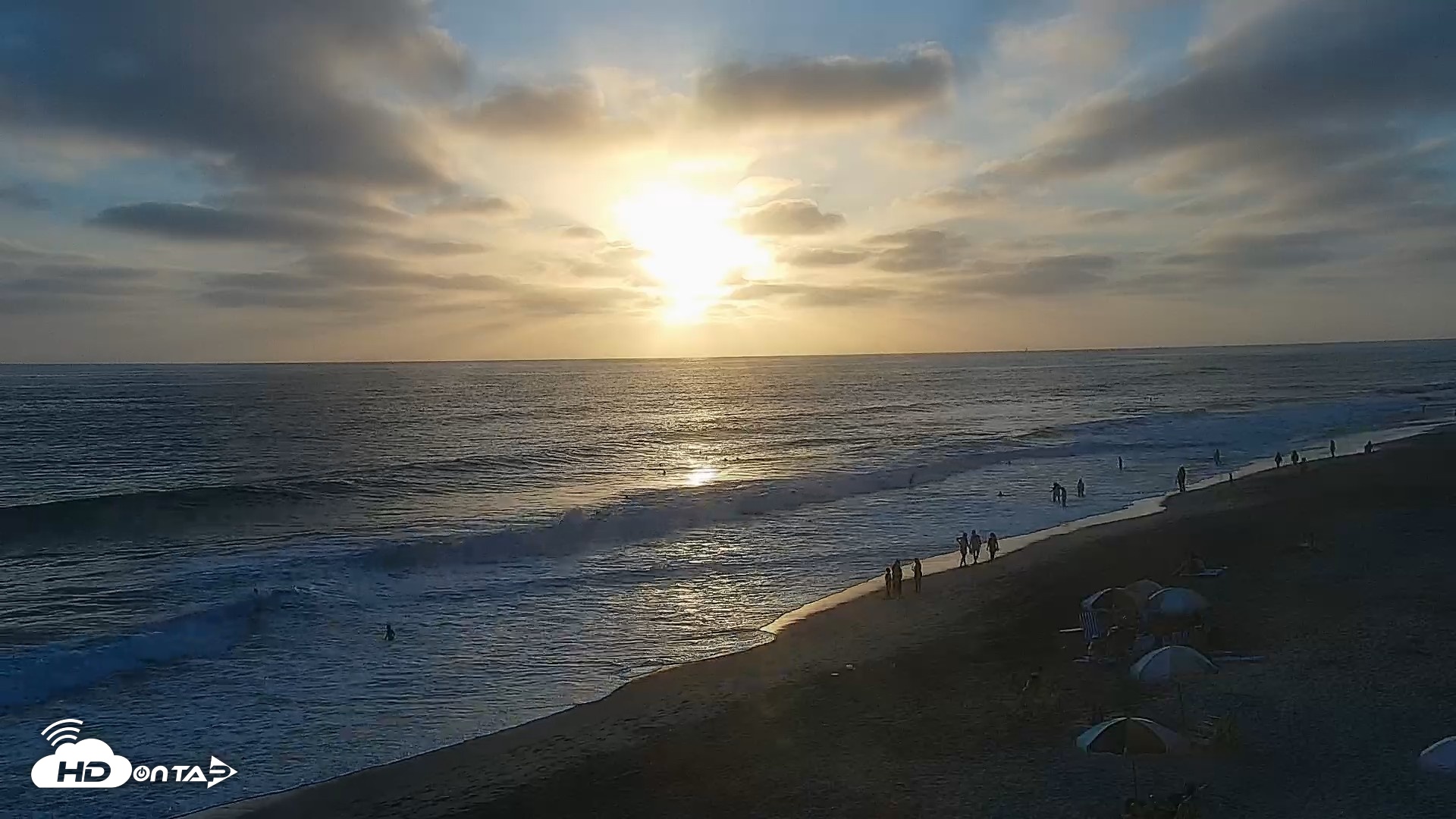 Snapshot of Carlsbad Beach Surf Live Webcam taken Aug 1, 2026, 7:31pm PDT