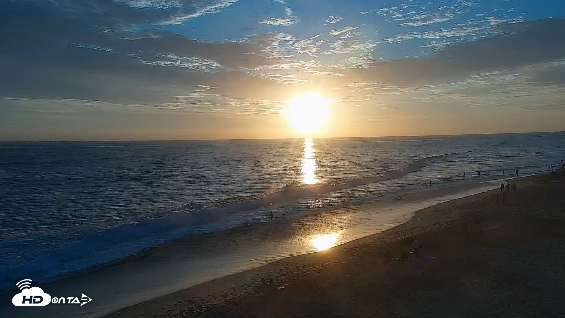 Snapshot of Carlsbad Beach Surf Live Webcam taken Jul 20, 2026, 7:41pm PDT