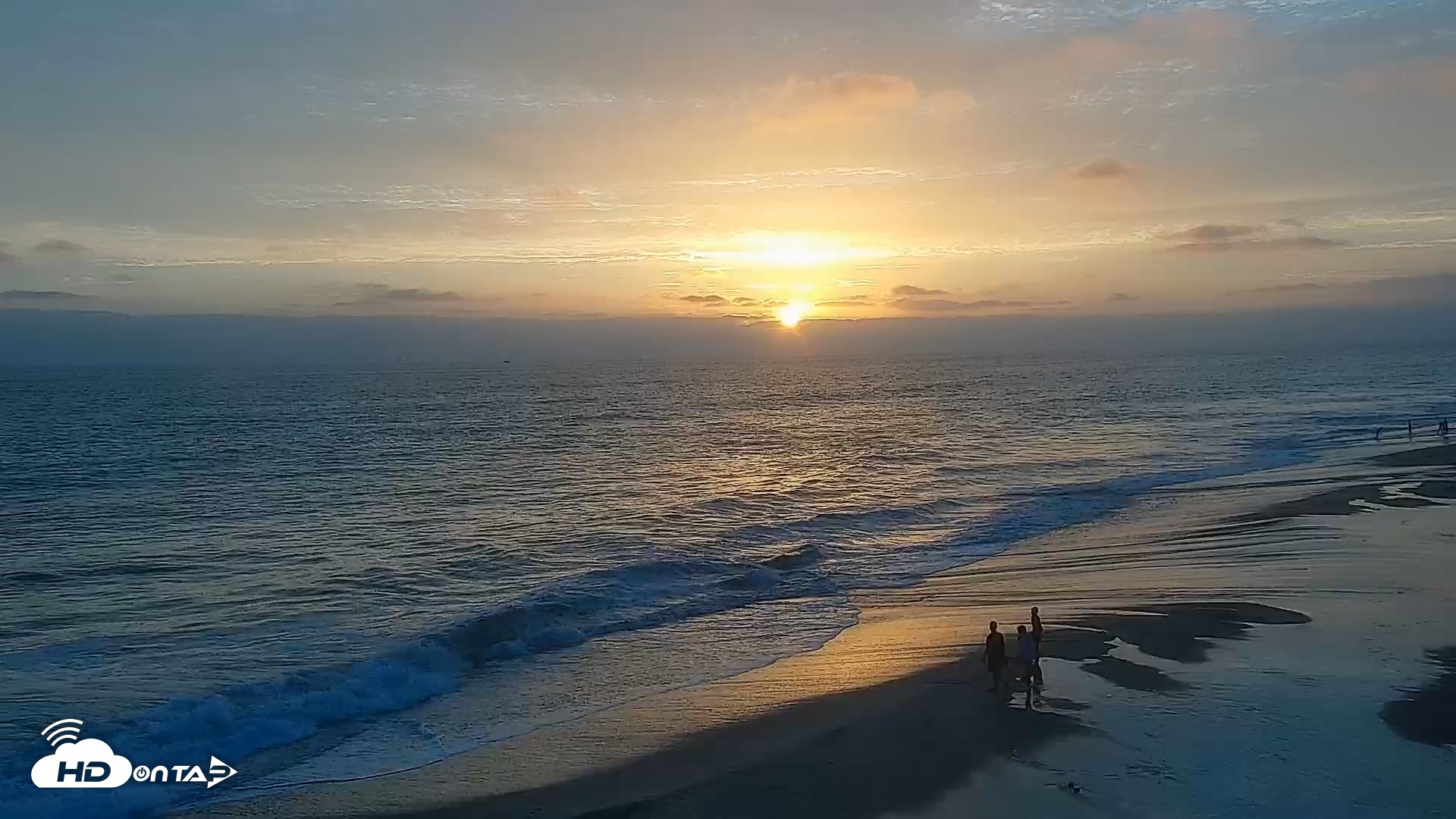 Snapshot of Carlsbad Beach Surf Live Webcam taken Jul 25, 2026, 7:46pm PDT