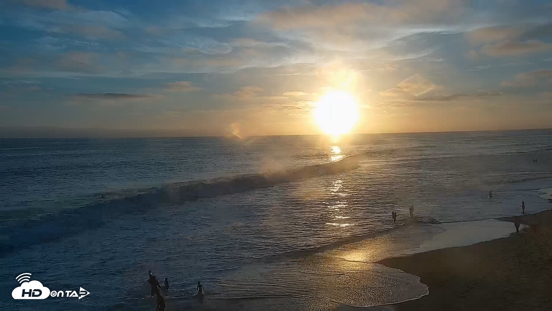 Snapshot of Carlsbad Beach Surf Live Webcam taken Jun 11, 2026, 7:44pm PDT