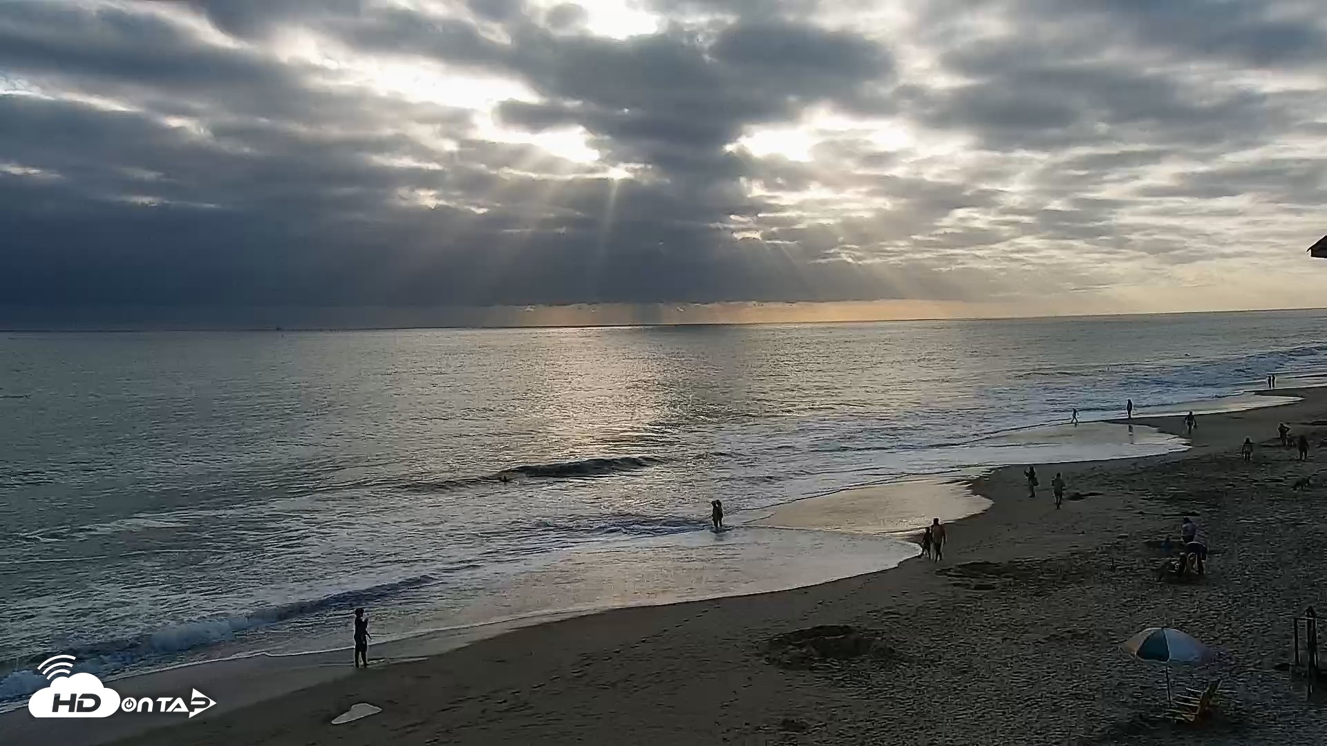 Snapshot of Carlsbad Beach Surf Live Webcam taken Jun 28, 2026, 7:06pm PDT