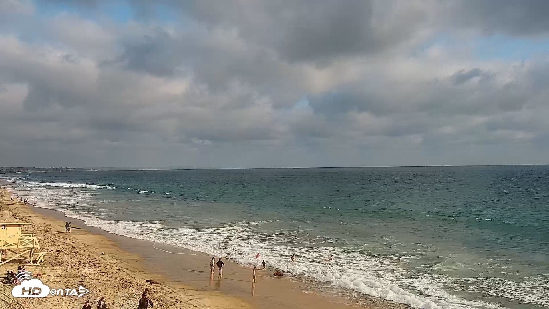 Snapshot of Carlsbad Beach Surf Live Webcam taken May 23, 2026, 6:01pm PDT