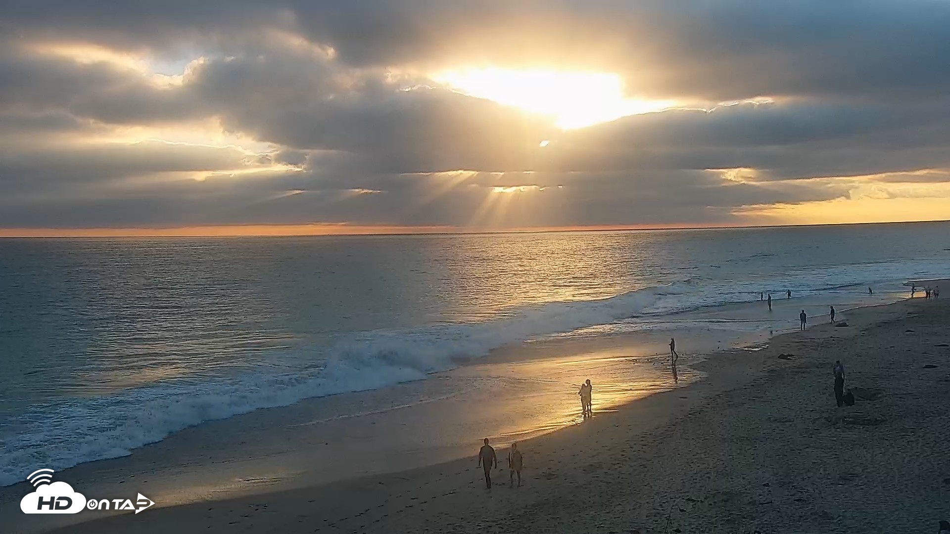 Snapshot of Carlsbad Beach Surf Live Webcam taken Jun 26, 2026, 7:29pm PDT