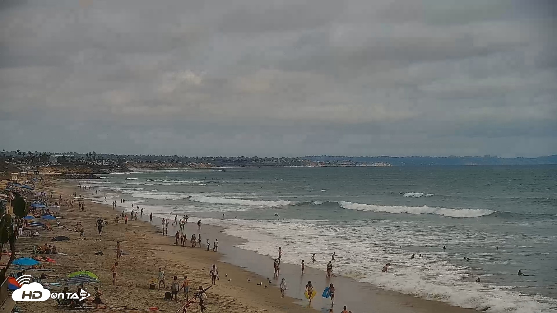Snapshot of Carlsbad Beach Surf Live Webcam taken Aug 13, 2026, 4:05pm PDT