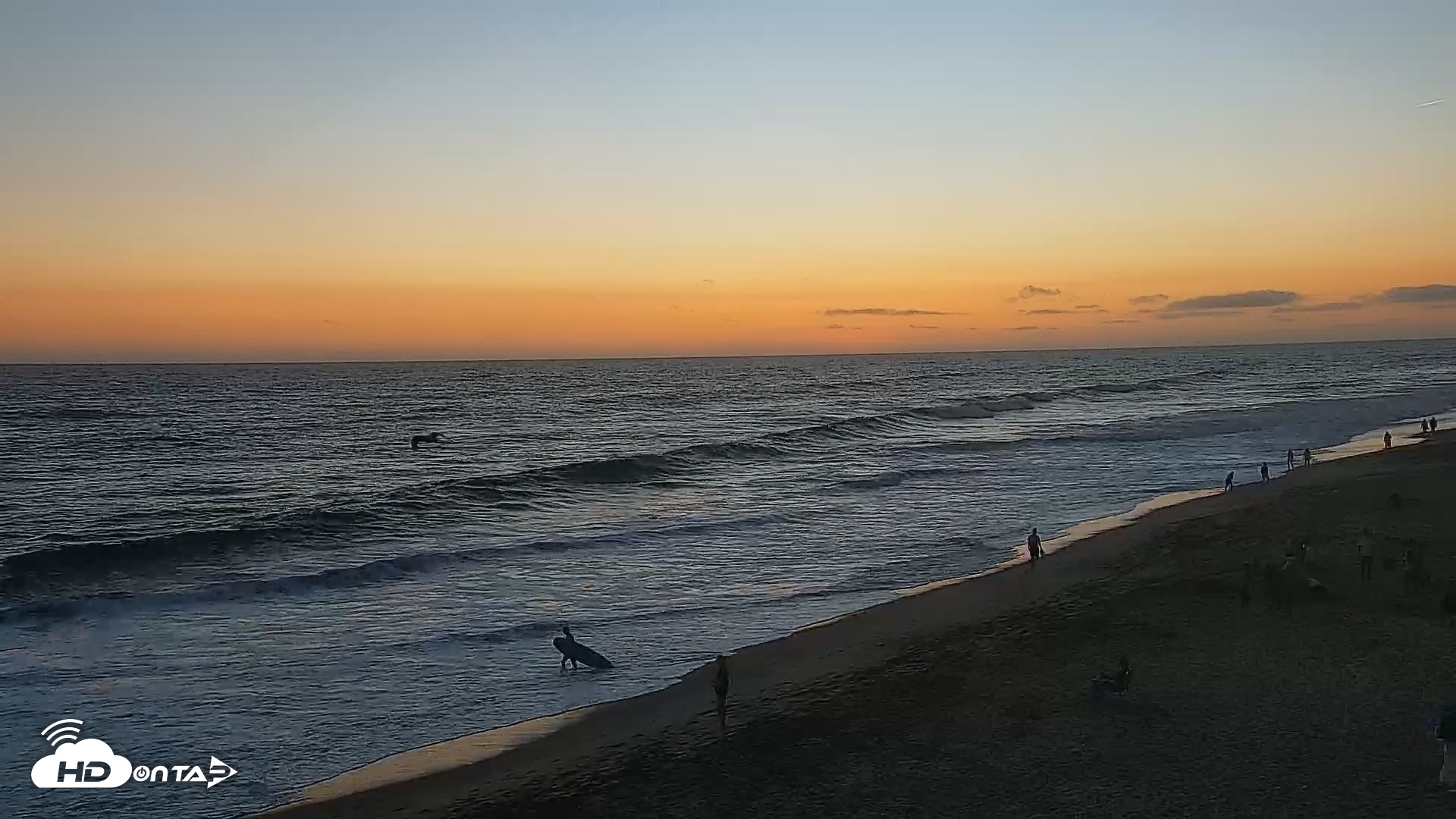 Snapshot of Carlsbad Beach Surf Live Webcam taken Jul 22, 2026, 8:00pm PDT