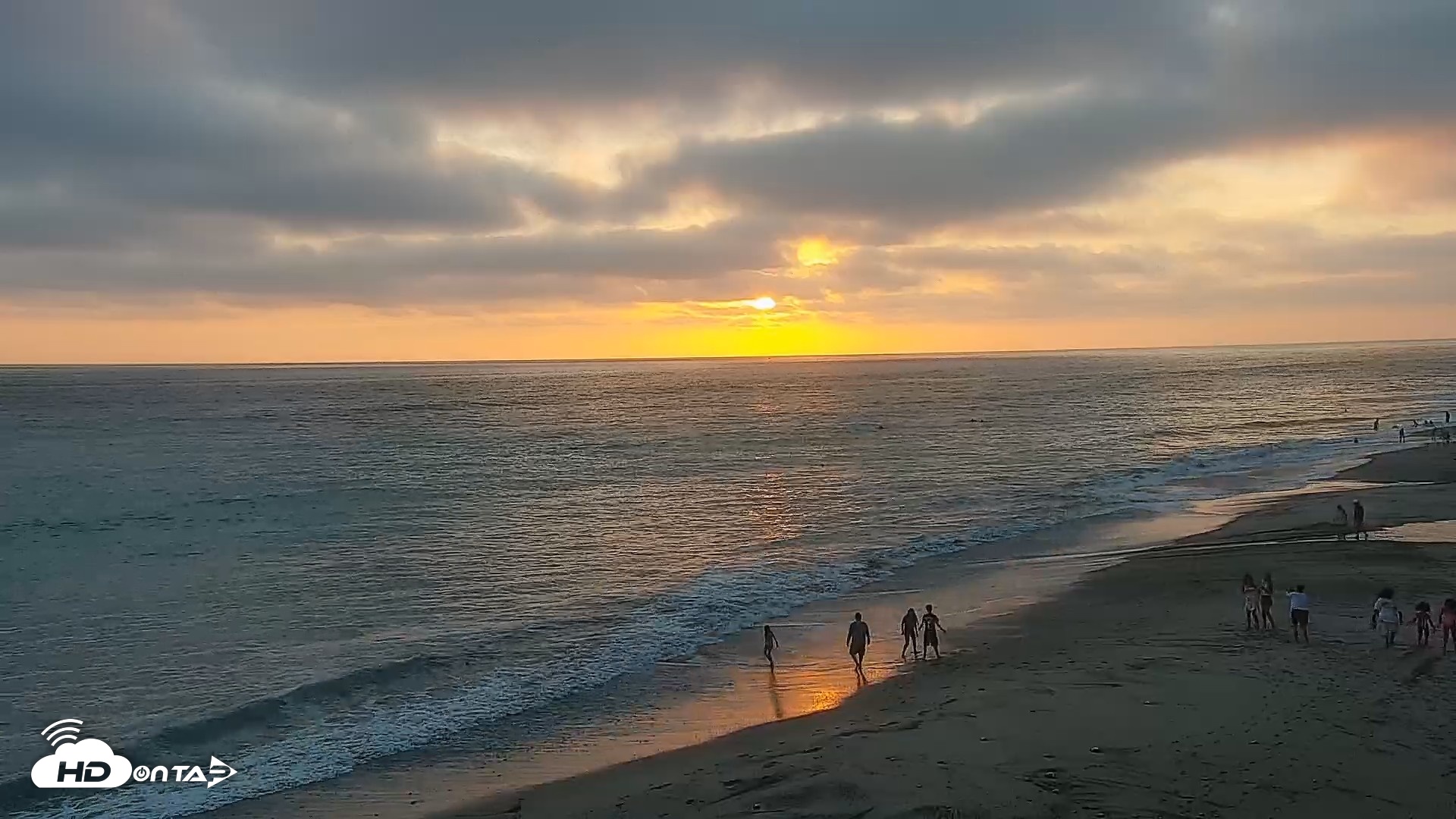 Snapshot of Carlsbad Beach Surf Live Webcam taken Jul 26, 2026, 7:41pm PDT