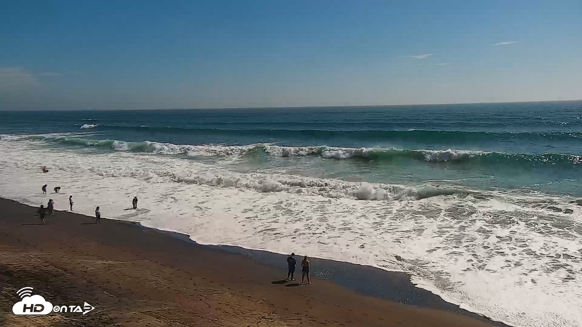 Snapshot of Carlsbad Beach Surf Live Webcam taken Sep 8, 2026, 3:29pm PDT