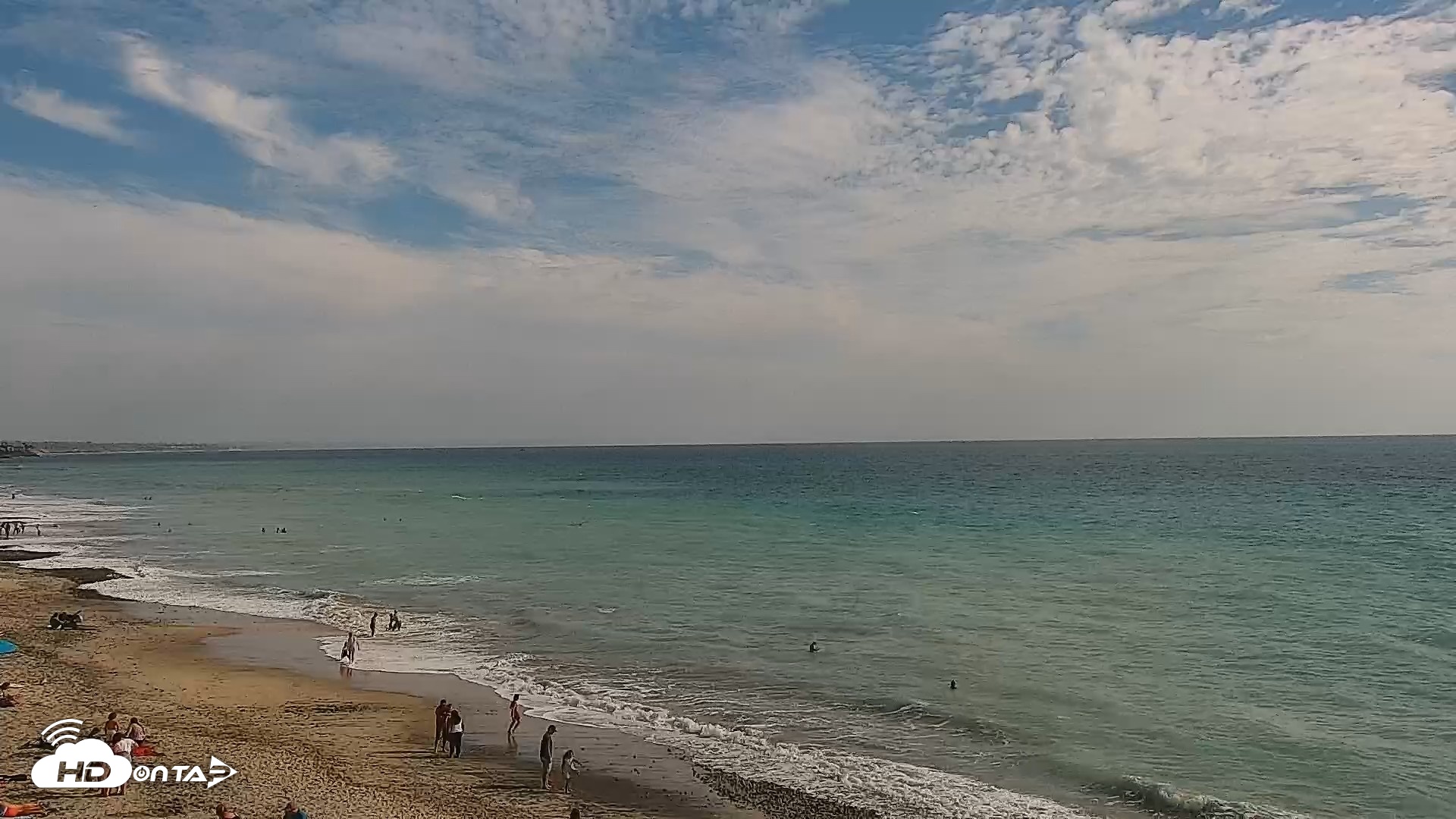Snapshot of Carlsbad Beach Surf Live Webcam taken Sep 20, 2026, 4:05pm PDT