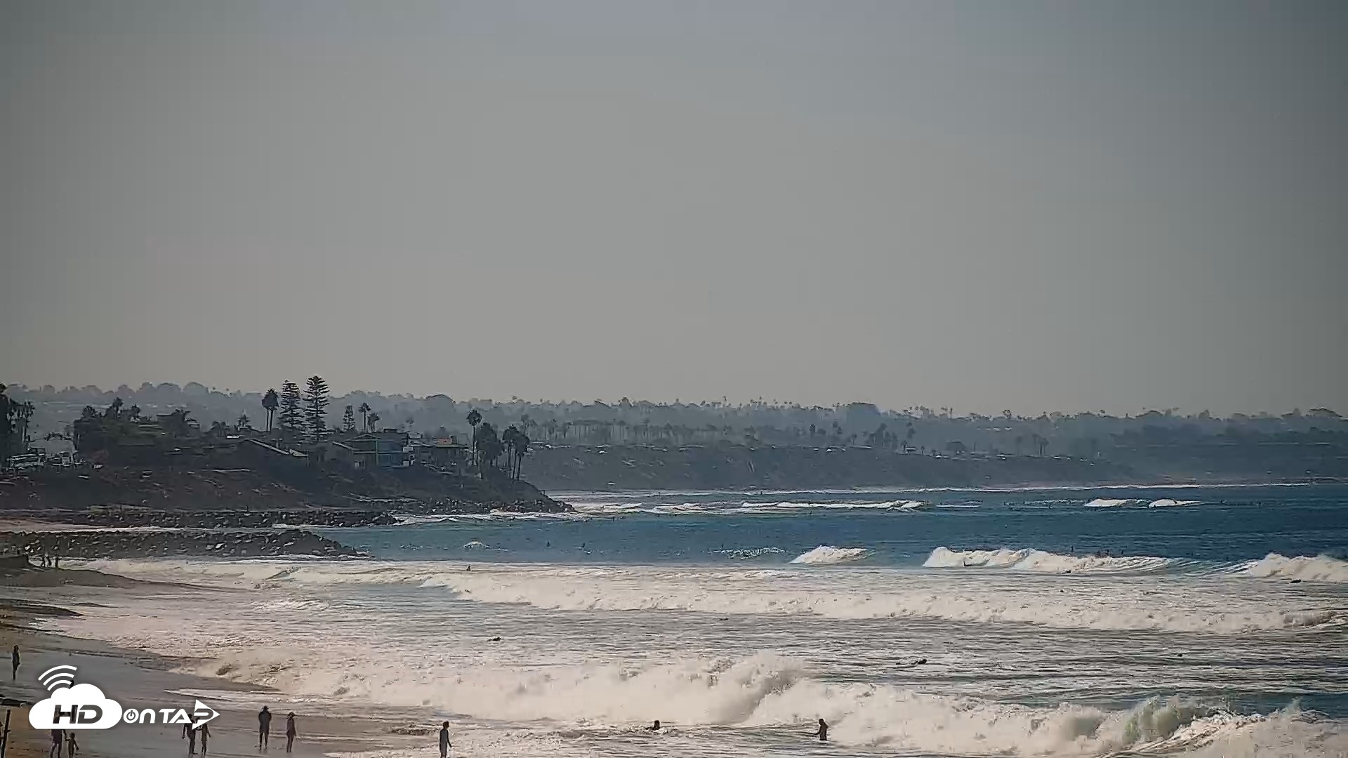 Snapshot of Carlsbad Beach Surf Live Webcam taken Sep 4, 2026, 10:04am PDT