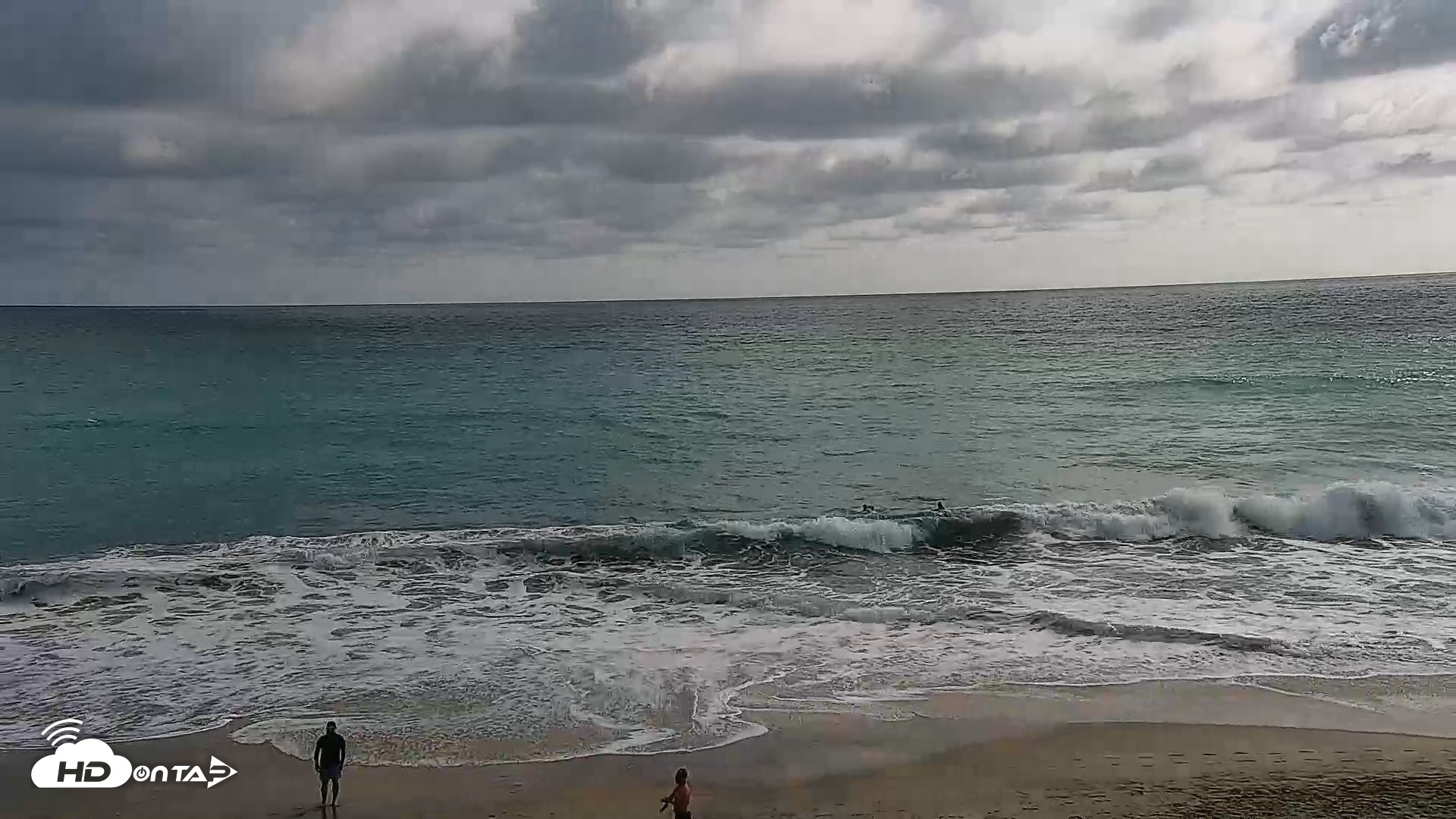 Snapshot of Carlsbad Beach Surf Live Webcam taken Jun 30, 2026, 5:15pm PDT