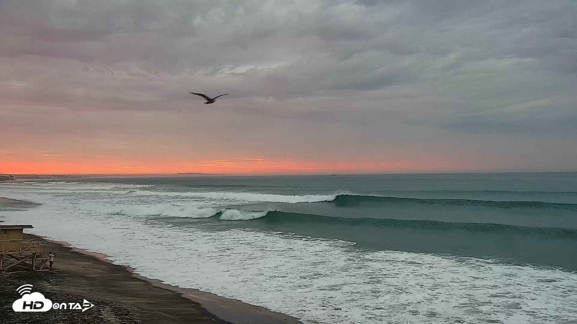Snapshot of Carlsbad Beach Surf Live Webcam taken Sep 6, 2026, 6:25am PDT
