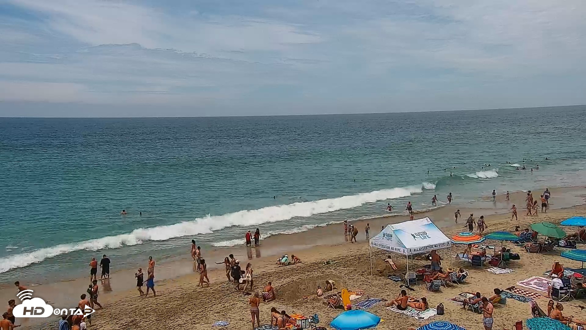 Snapshot of Carlsbad Beach Surf Live Webcam taken Jul 4, 2026, 12:08pm PDT