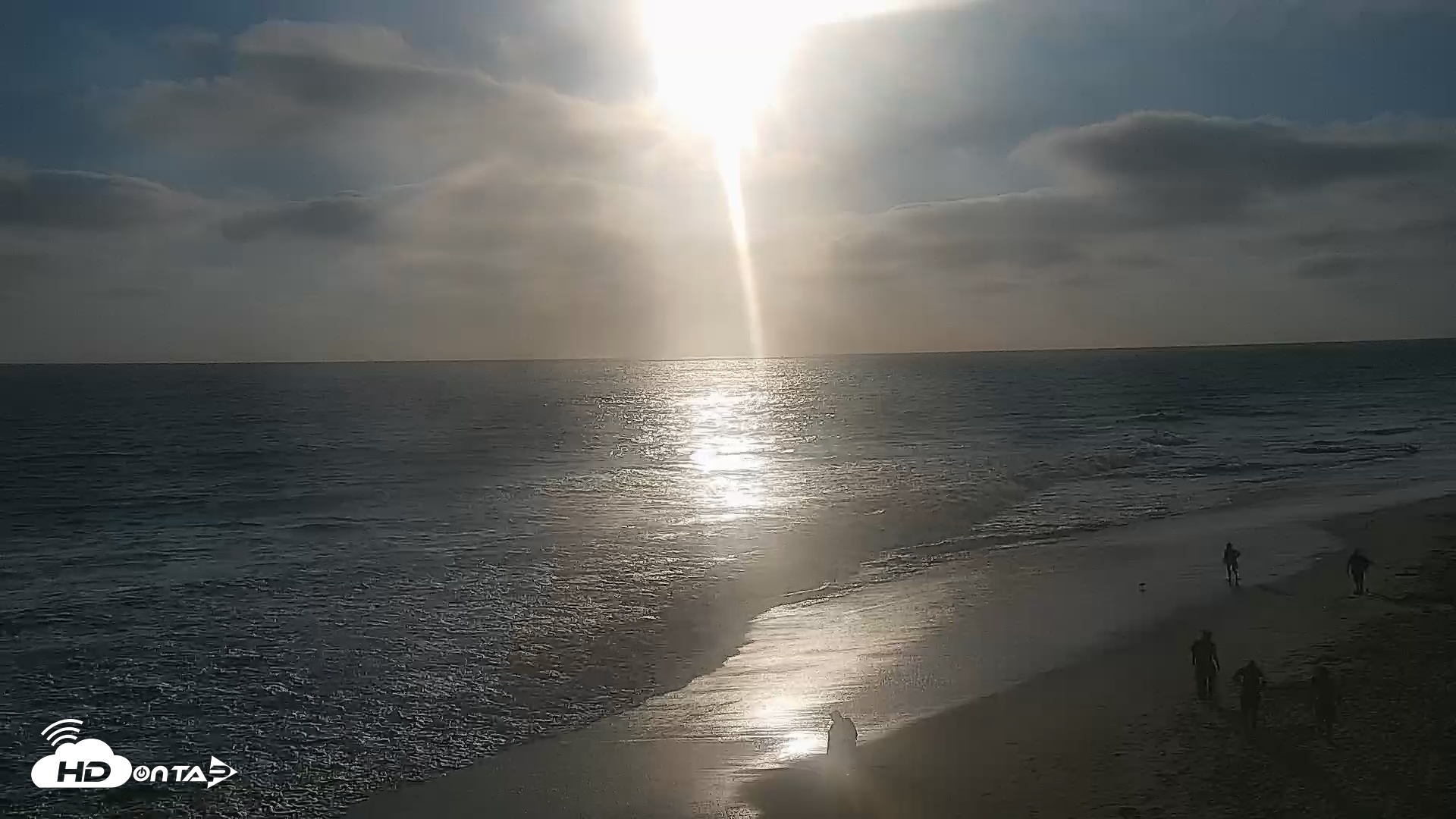 Snapshot of Carlsbad Beach Surf Live Webcam taken Jun 14, 2026, 6:54pm PDT