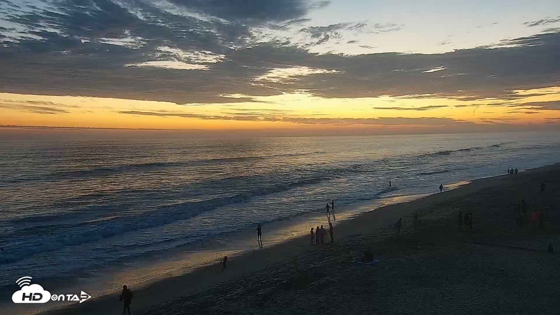 Snapshot of Carlsbad Beach Surf Live Webcam taken Jul 20, 2026, 8:19pm PDT