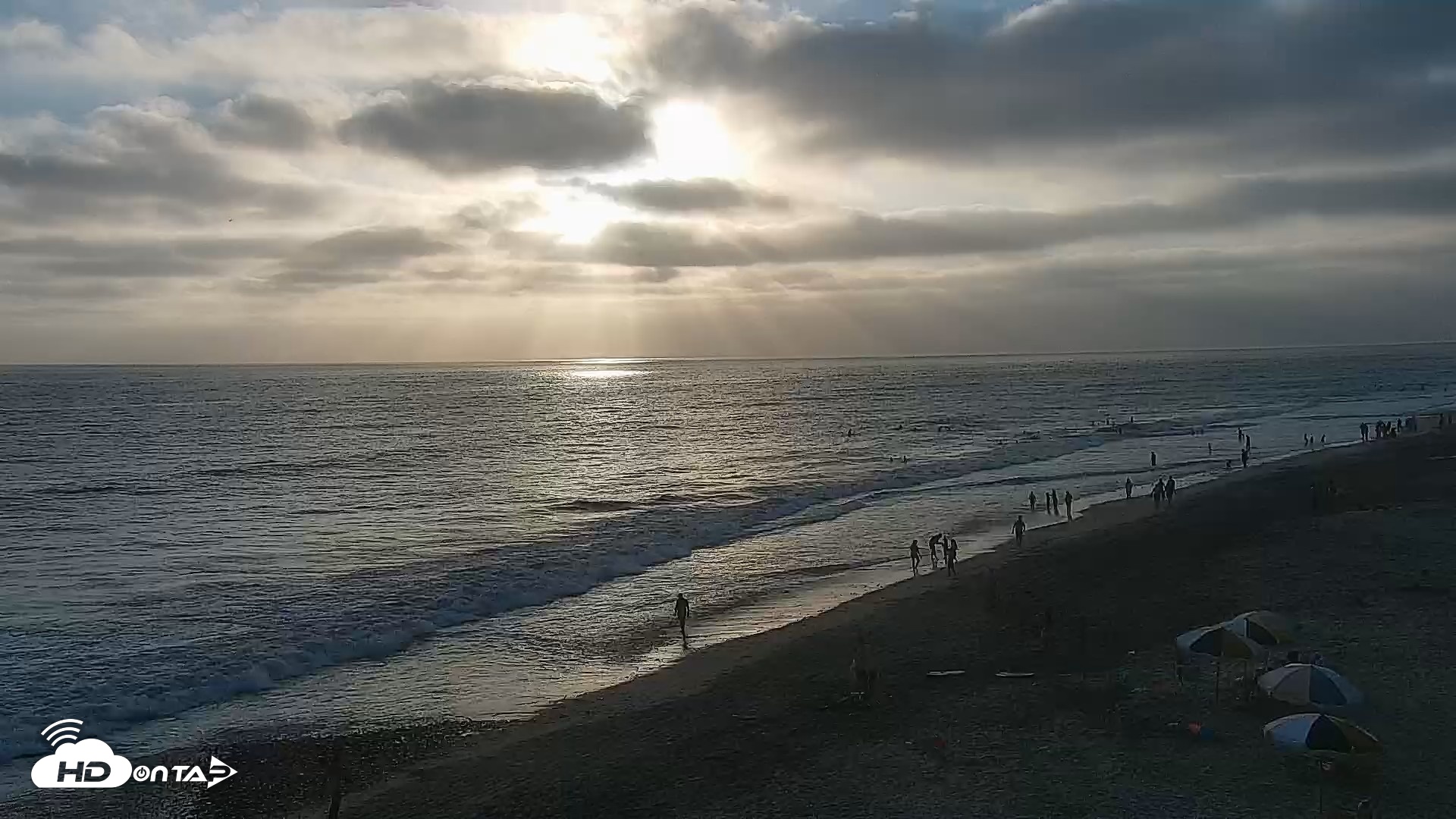 Snapshot of Carlsbad Beach Surf Live Webcam taken Aug 2, 2026, 7:06pm PDT