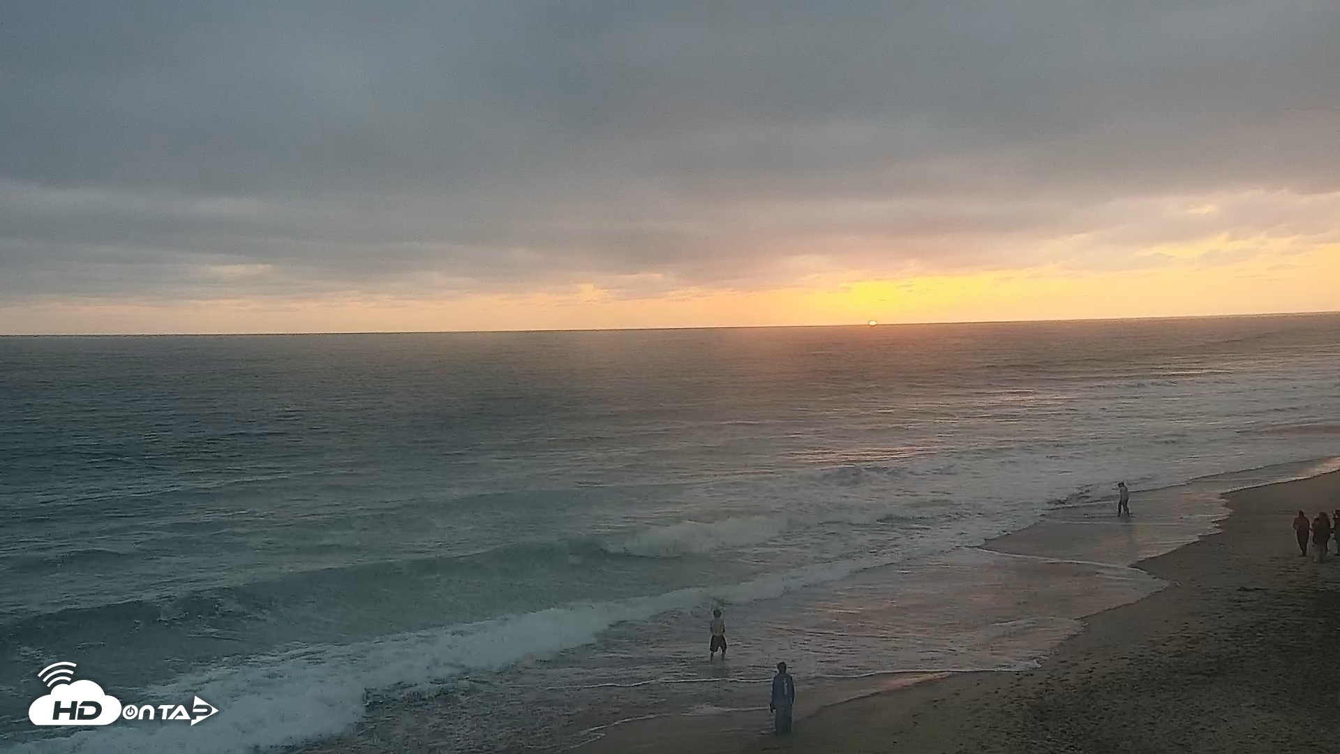Snapshot of Carlsbad Beach Surf Live Webcam taken Jun 15, 2026, 8:01pm PDT