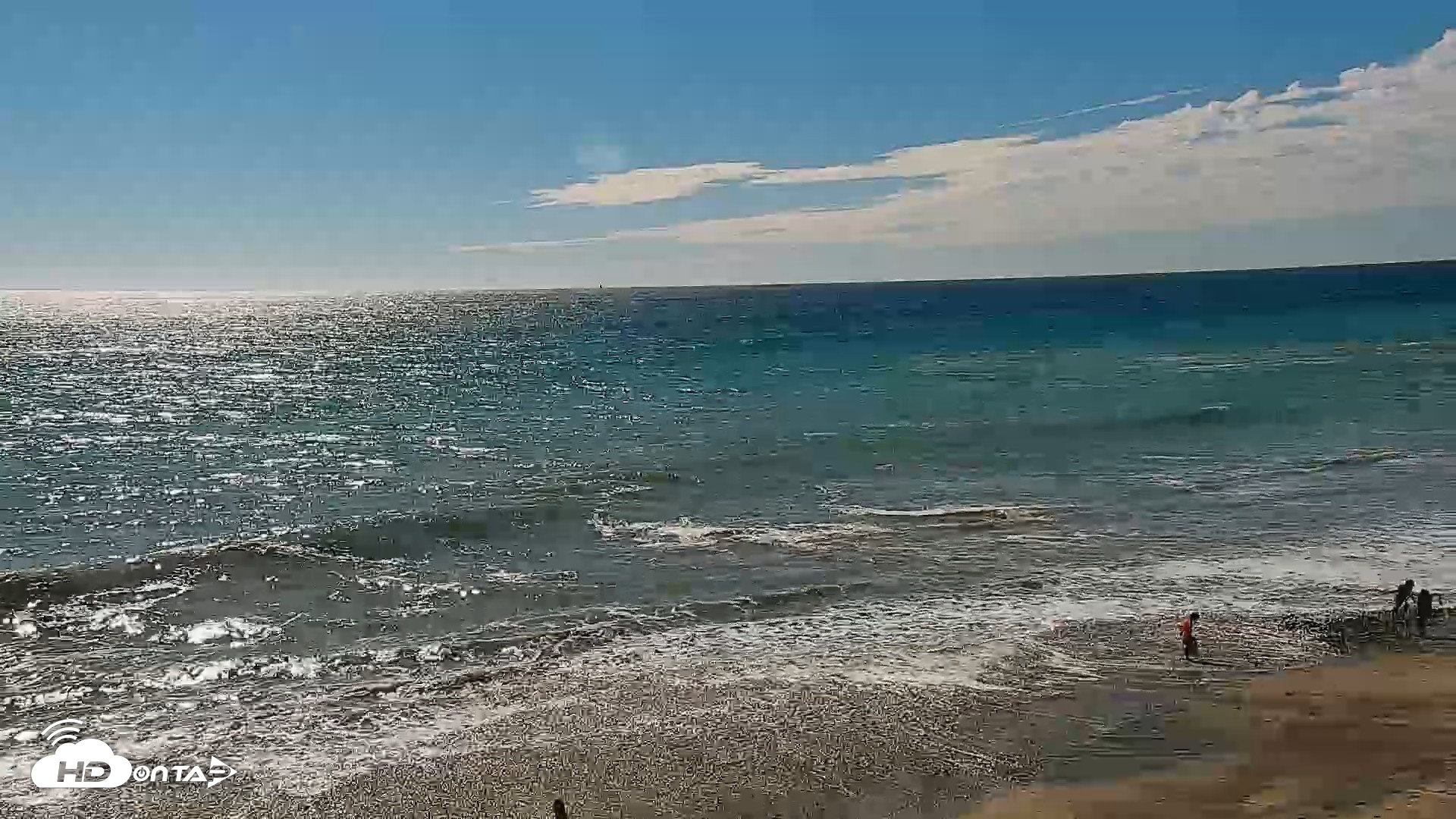 Snapshot of Carlsbad Beach Surf Live Webcam taken Sep 5, 2026, 3:42pm PDT