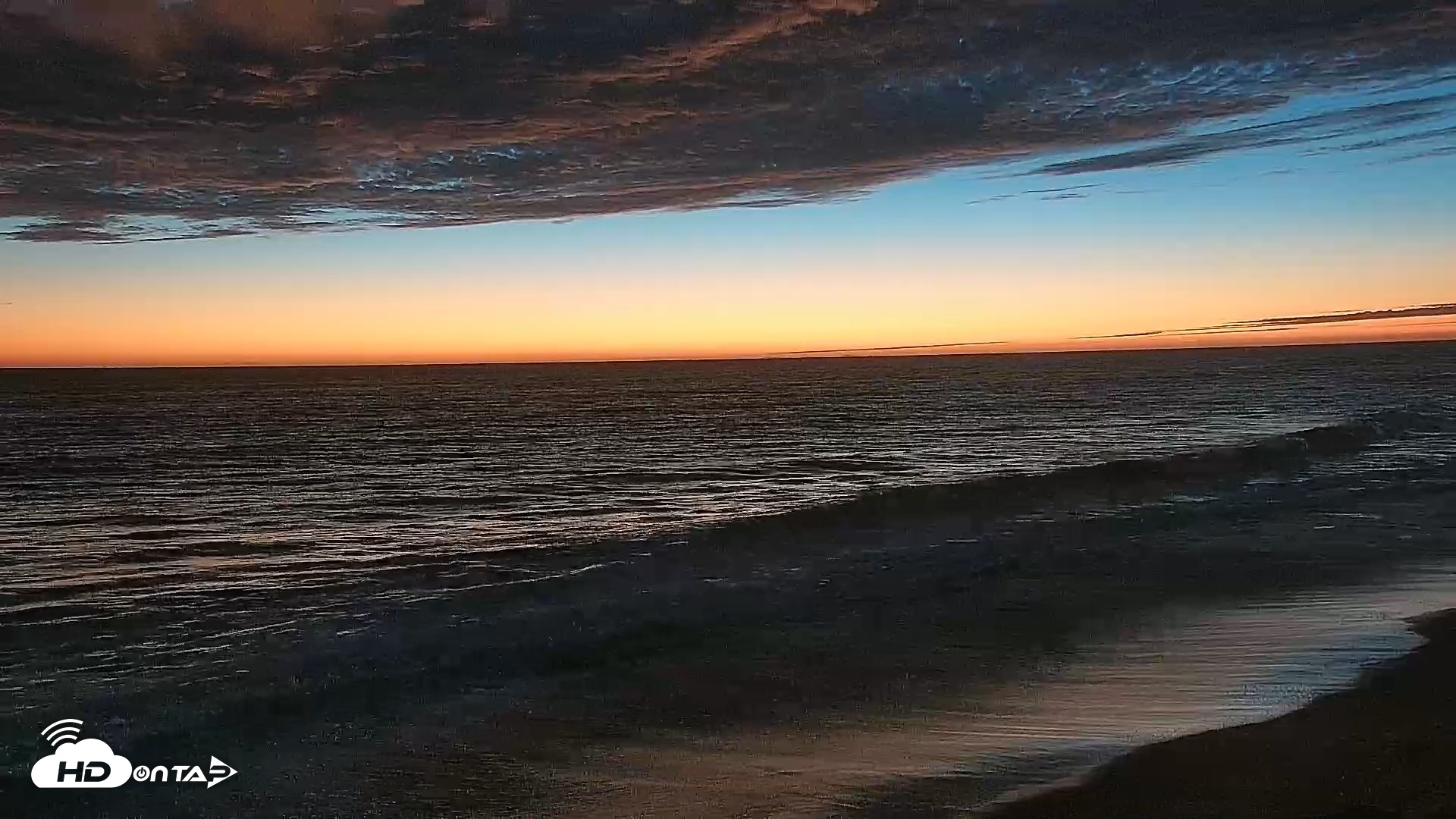 Snapshot of Carlsbad Beach Surf Live Webcam taken Sep 5, 2026, 7:45pm PDT