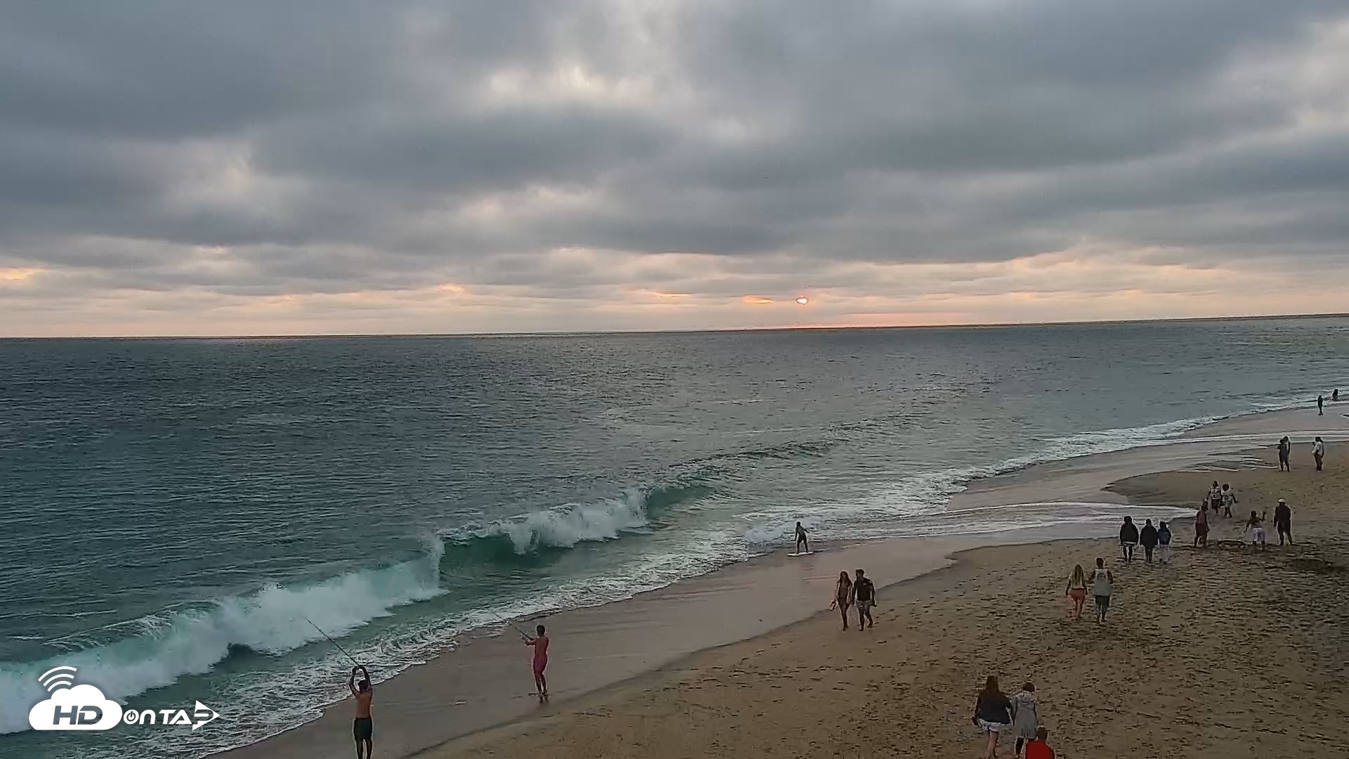 Snapshot of Carlsbad Beach Surf Live Webcam taken Jul 13, 2026, 7:53pm PDT