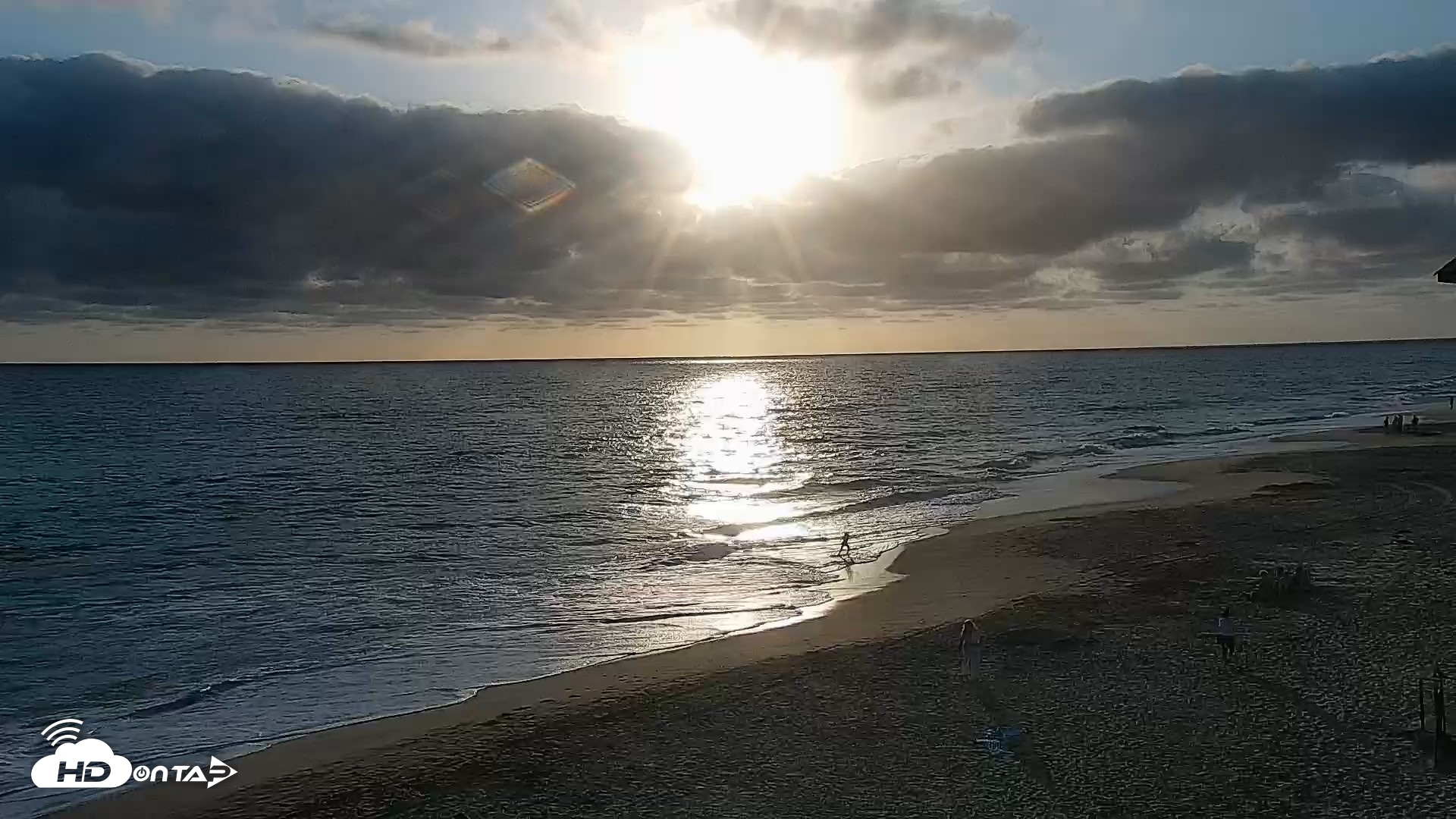Snapshot of Carlsbad Beach Surf Live Webcam taken Jun 30, 2026, 7:13pm PDT
