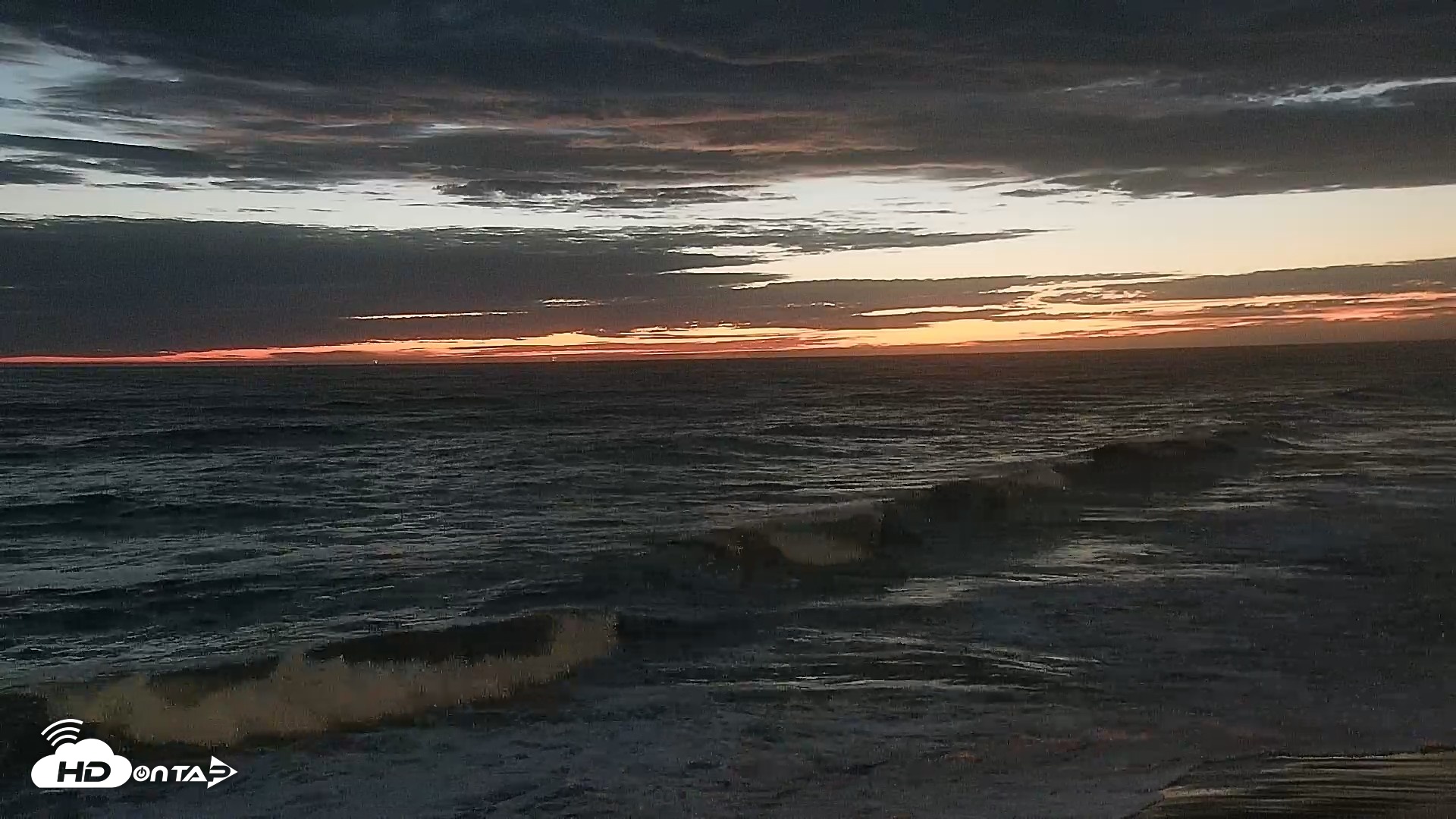 Snapshot of Carlsbad Beach Surf Live Webcam taken Sep 8, 2026, 7:40pm PDT