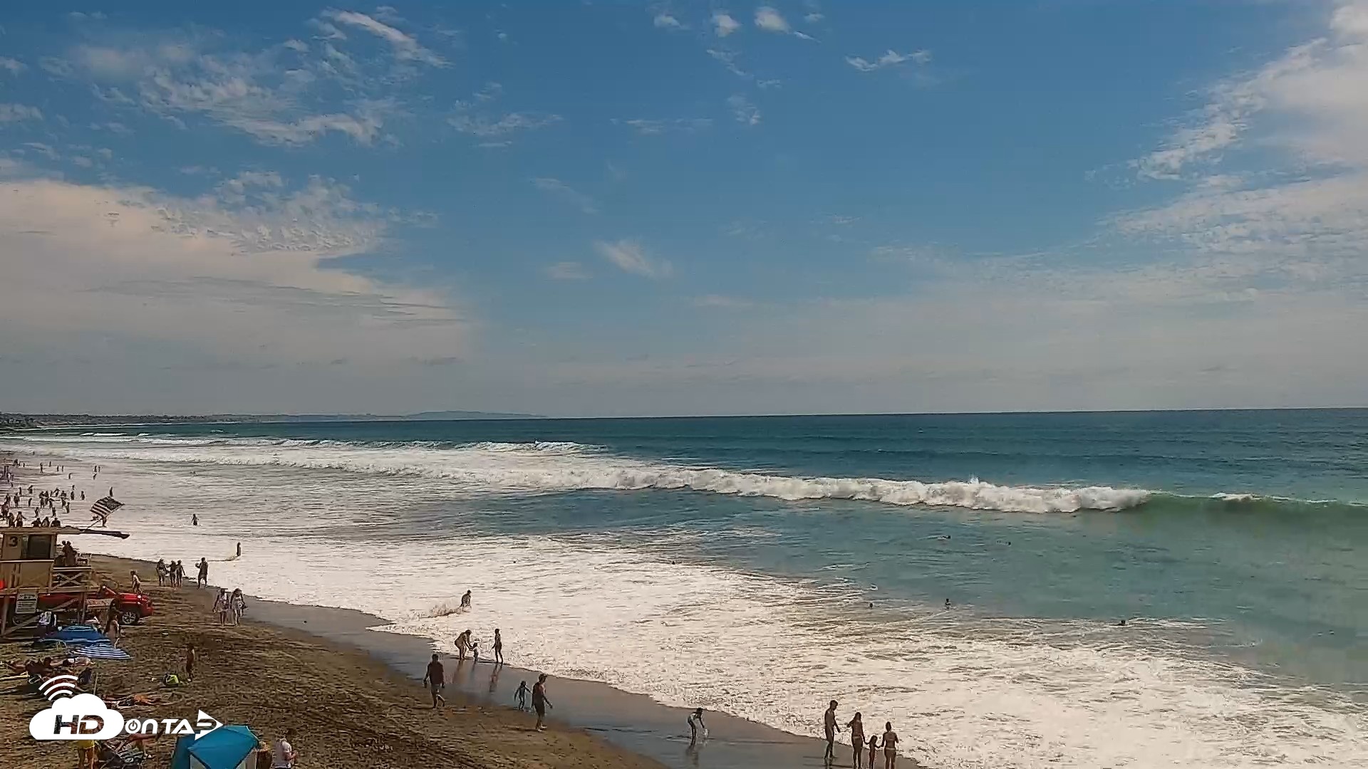 Snapshot of Carlsbad Beach Surf Live Webcam taken Aug 15, 2026, 2:54pm PDT