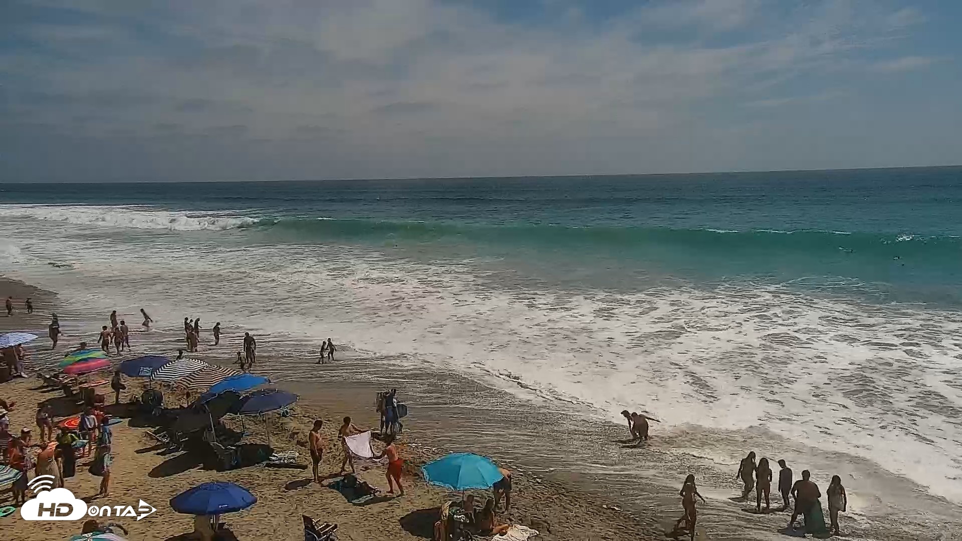 Snapshot of Carlsbad Beach Surf Live Webcam taken Jul 25, 2026, 2:53pm PDT