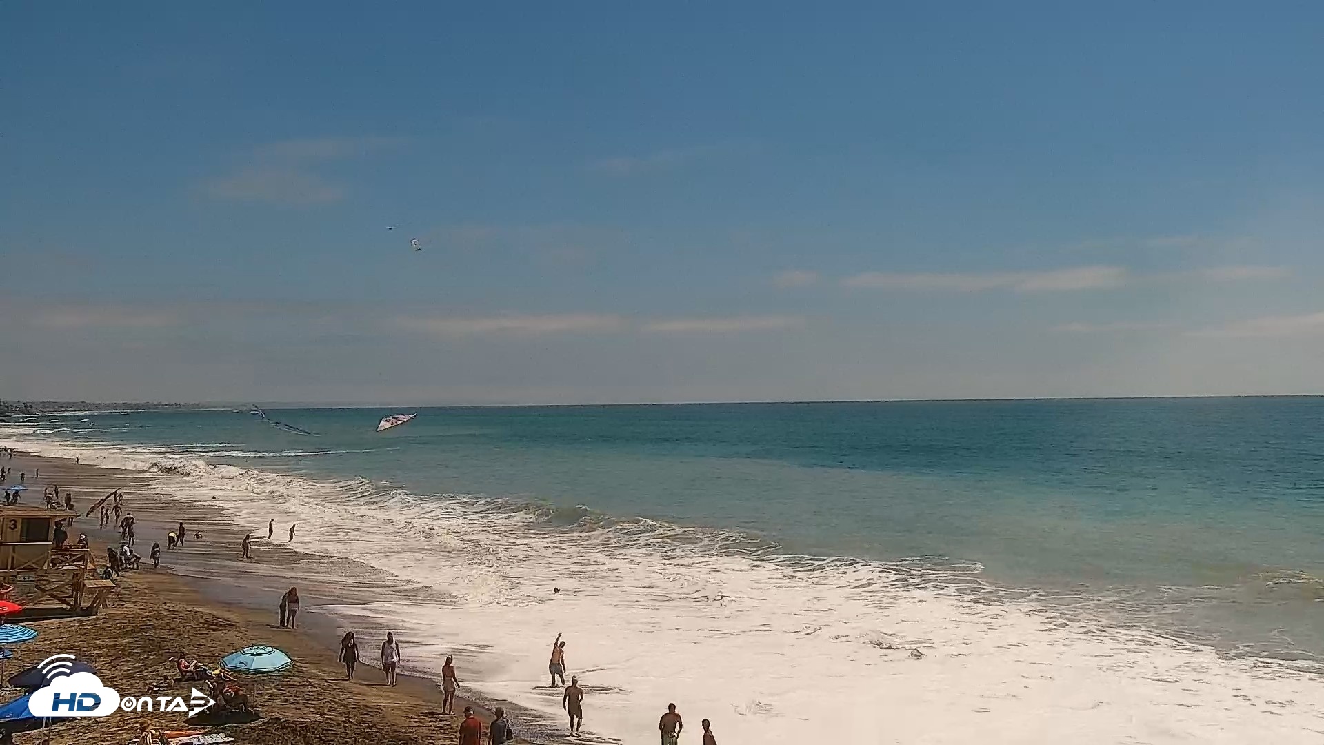 Snapshot of Carlsbad Beach Surf Live Webcam taken Aug 16, 2026, 2:30pm PDT