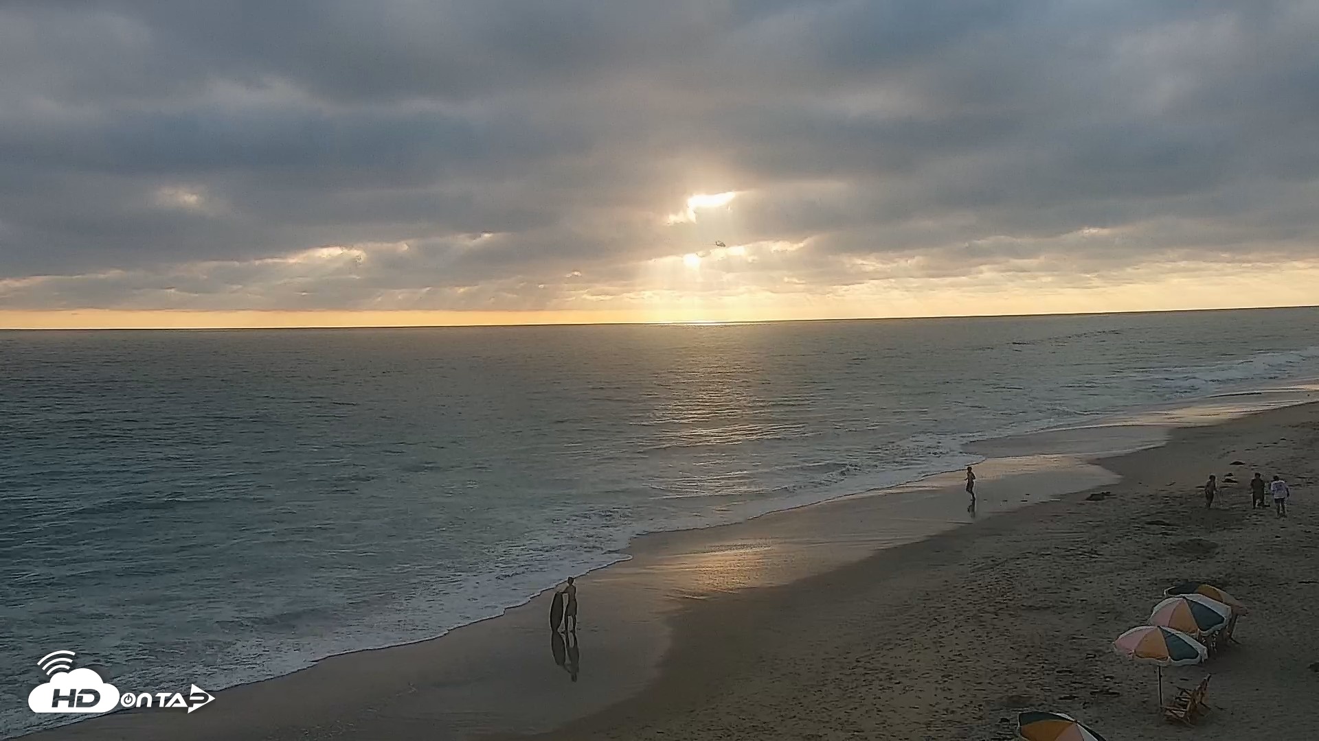Snapshot of Carlsbad Beach Surf Live Webcam taken Jun 25, 2026, 7:07pm PDT