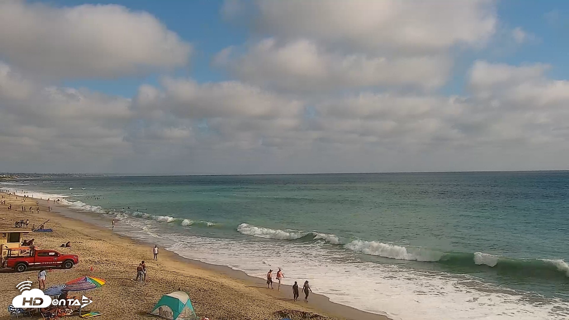 Snapshot of Carlsbad Beach Surf Live Webcam taken Aug 12, 2026, 5:11pm PDT