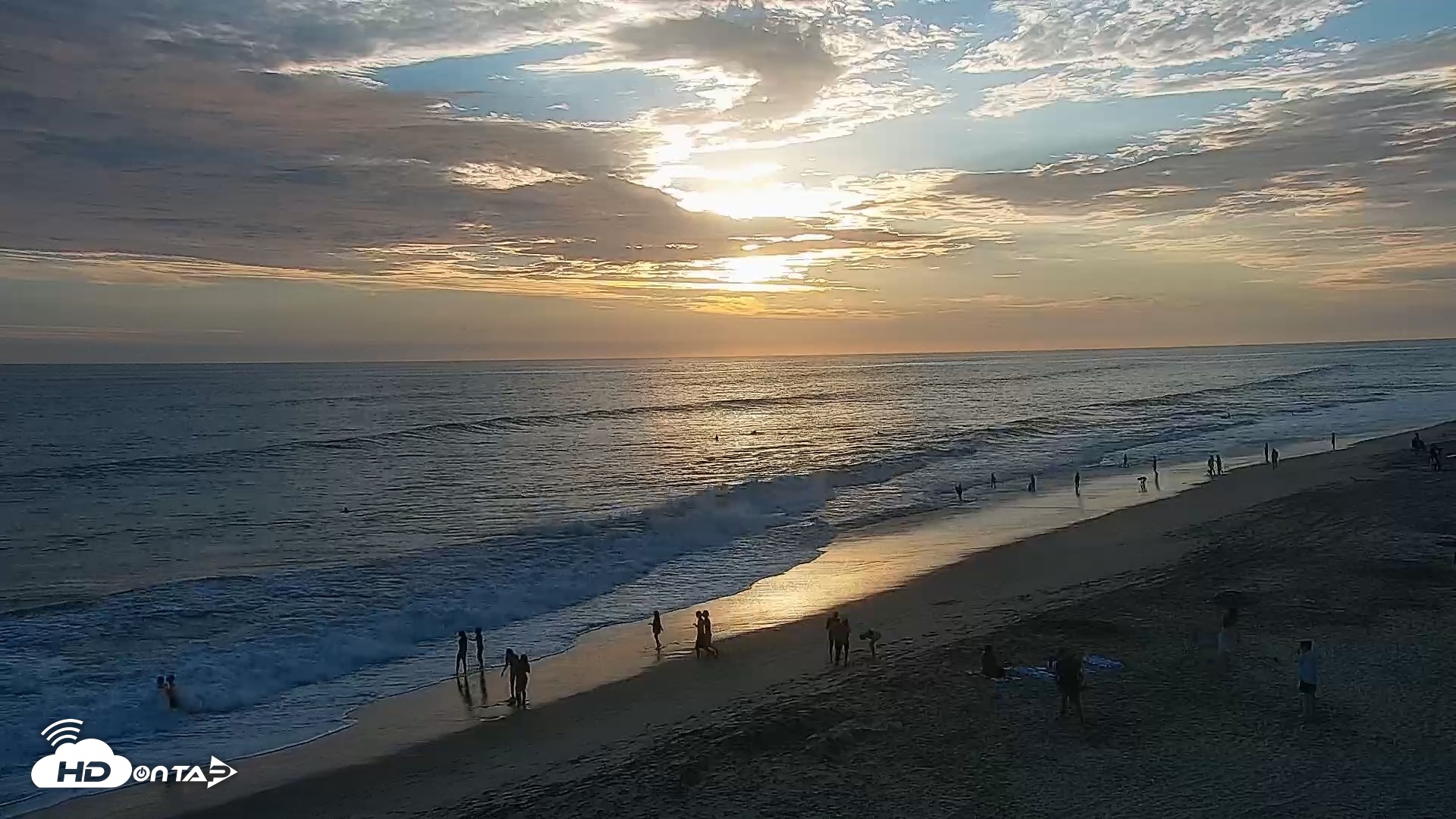 Snapshot of Carlsbad Beach Surf Live Webcam taken Jul 20, 2026, 7:28pm PDT