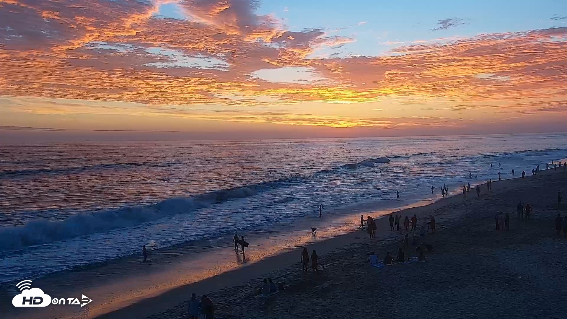 Snapshot of Carlsbad Beach Surf Live Webcam taken Jul 20, 2026, 8:02pm PDT