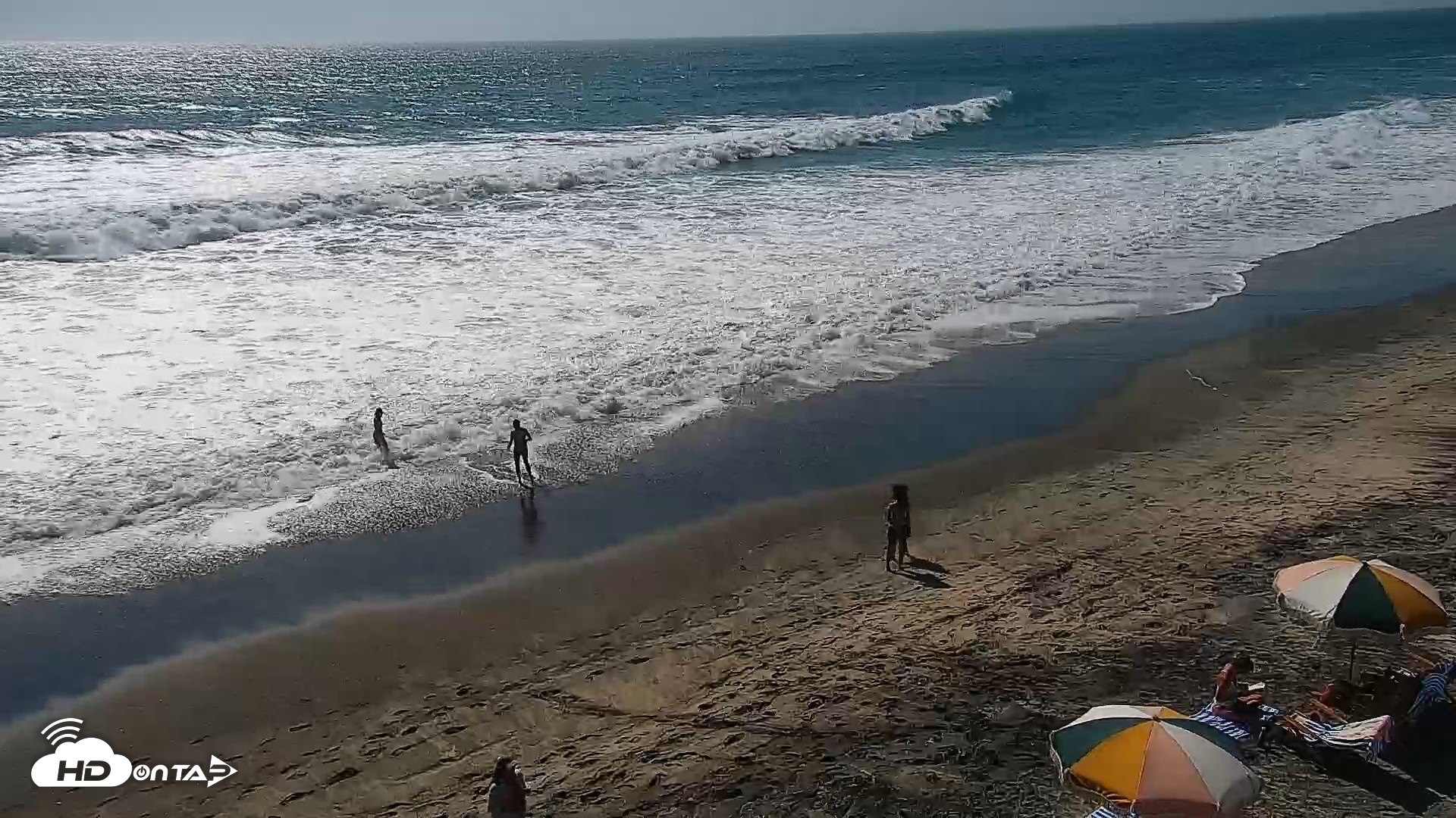 Snapshot of Carlsbad Beach Surf Live Webcam taken Sep 8, 2026, 3:30pm PDT