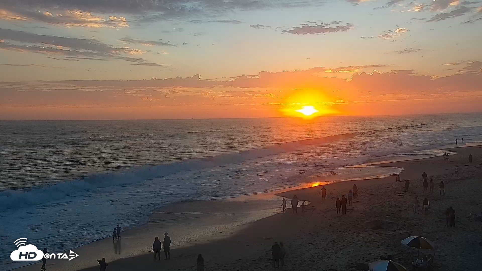 Snapshot of Carlsbad Beach Surf Live Webcam taken Jun 23, 2026, 7:57pm PDT