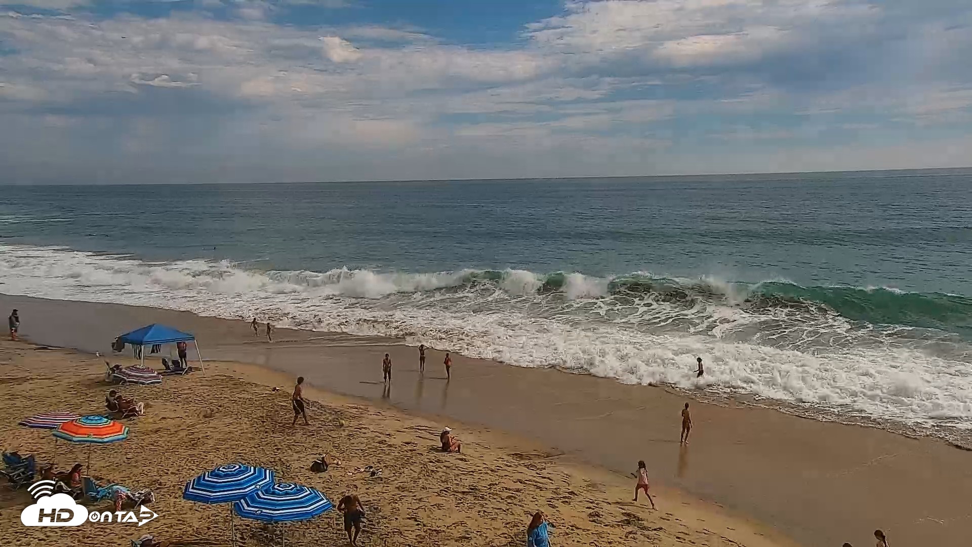 Snapshot of Carlsbad Beach Surf Live Webcam taken Jul 20, 2026, 4:29pm PDT