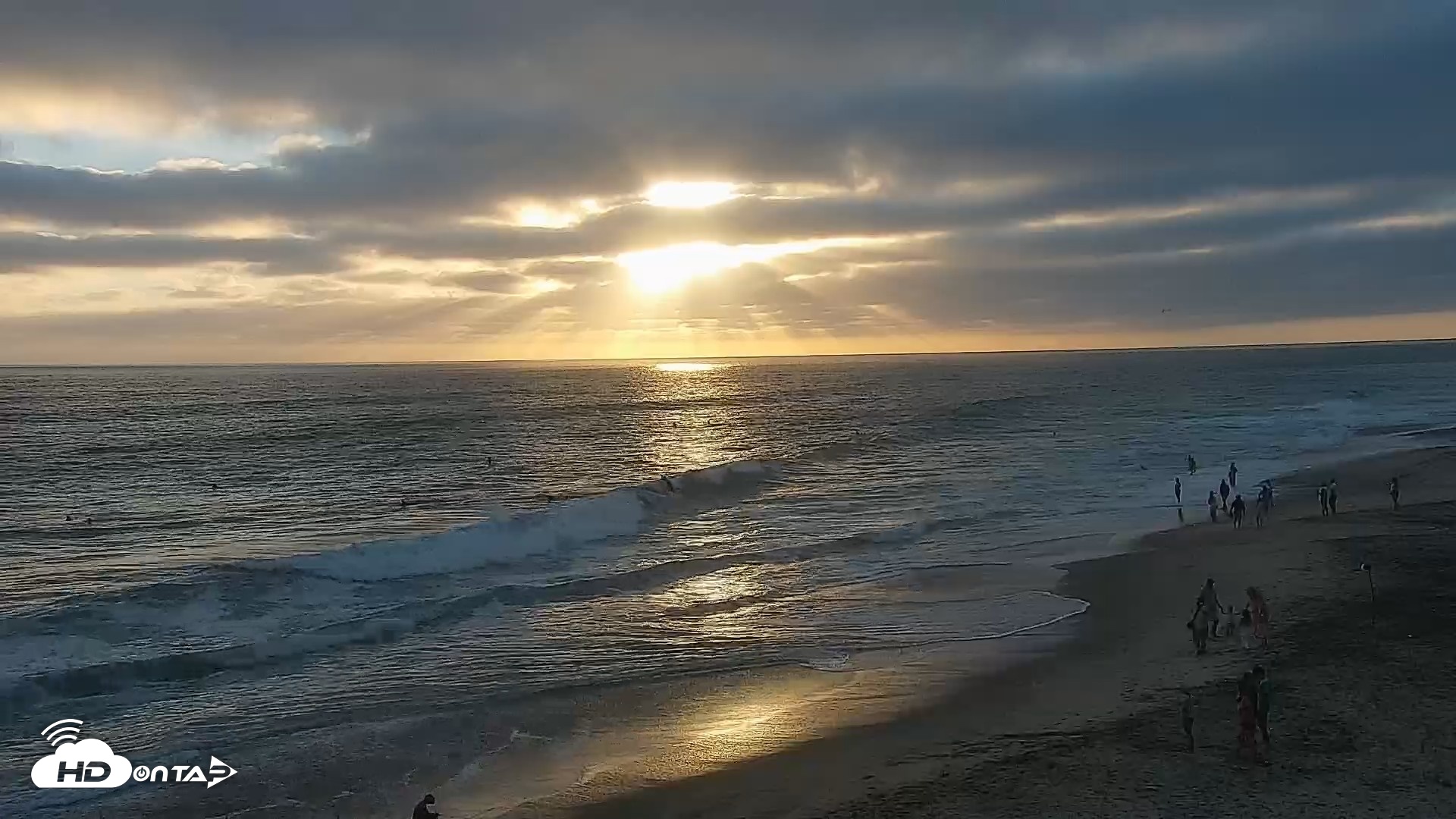 Snapshot of Carlsbad Beach Surf Live Webcam taken Jul 29, 2026, 7:27pm PDT