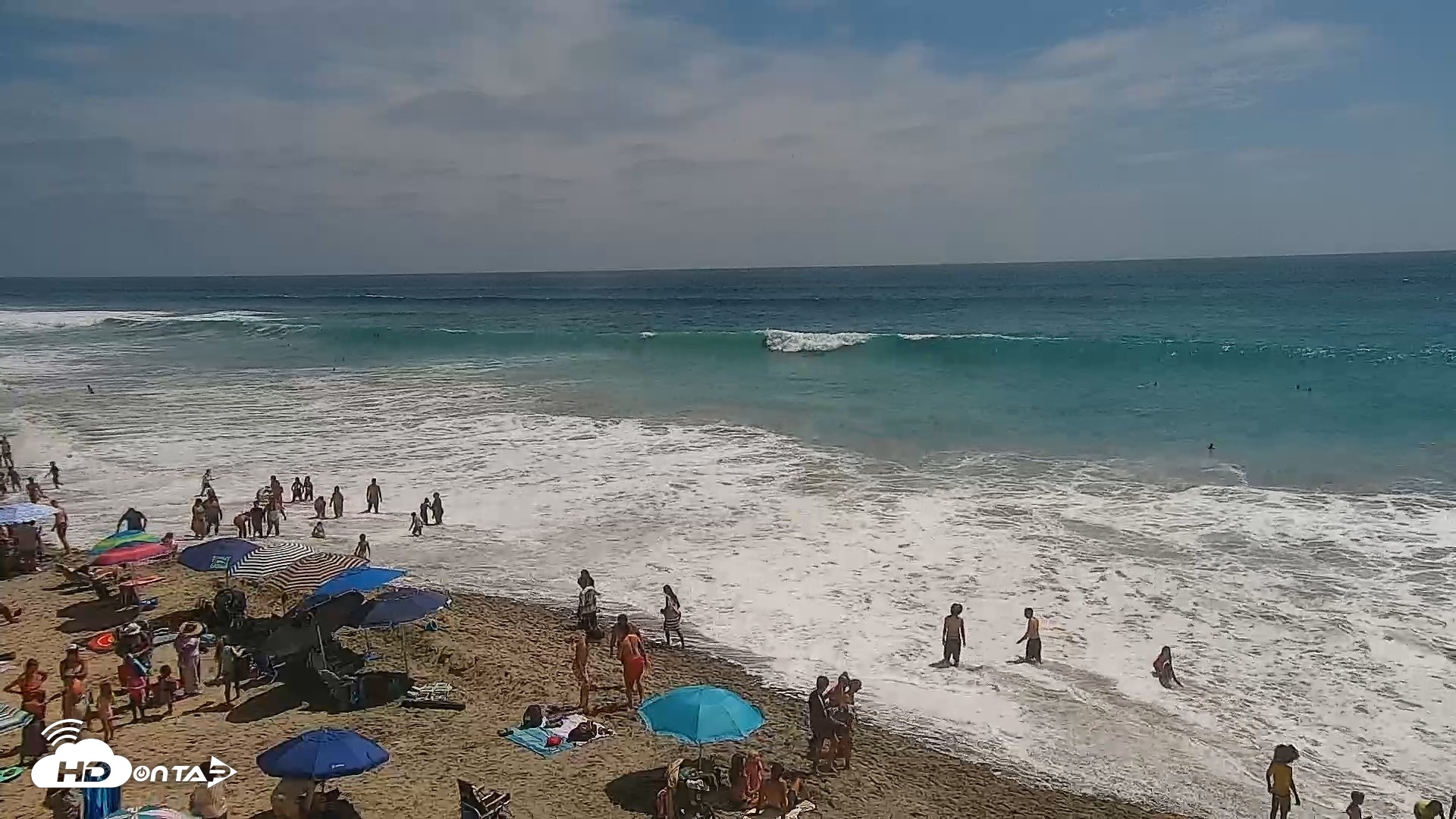 Snapshot of Carlsbad Beach Surf Live Webcam taken Jul 25, 2026, 2:51pm PDT