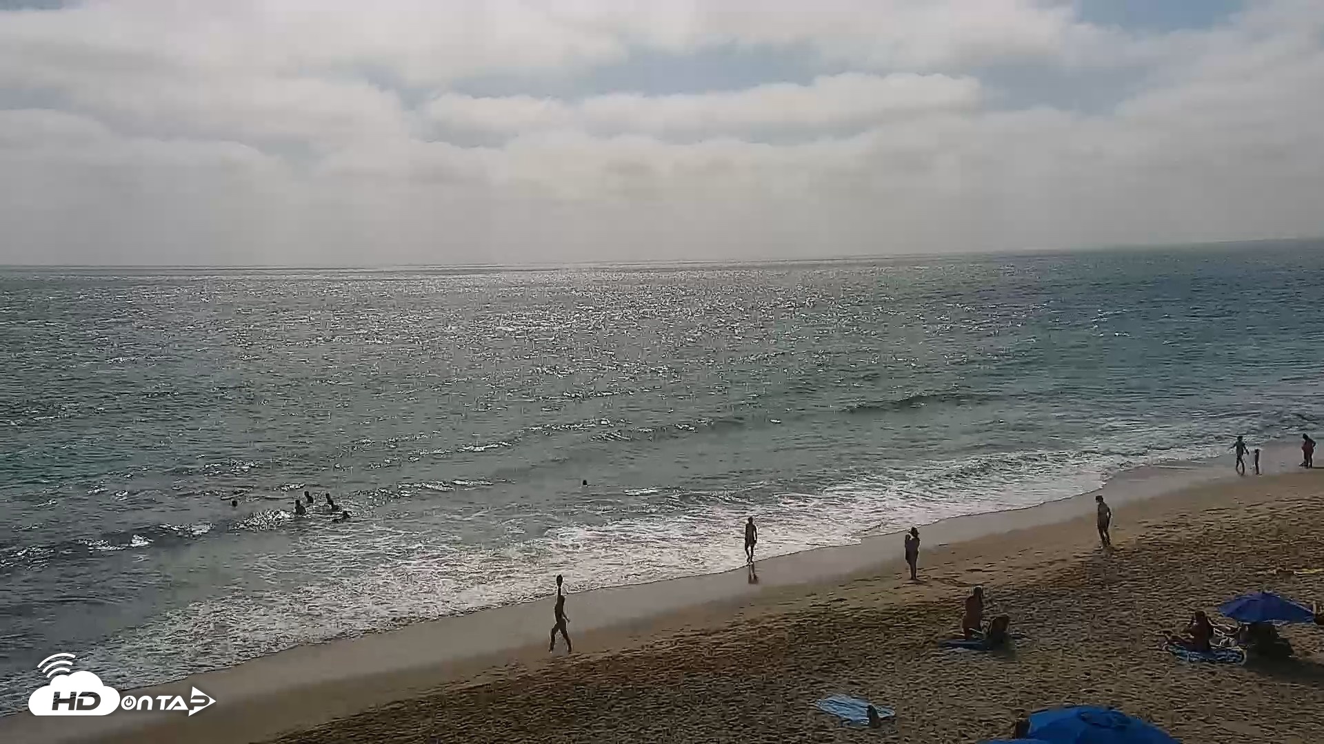 Snapshot of Carlsbad Beach Surf Live Webcam taken Jul 16, 2026, 4:20pm PDT