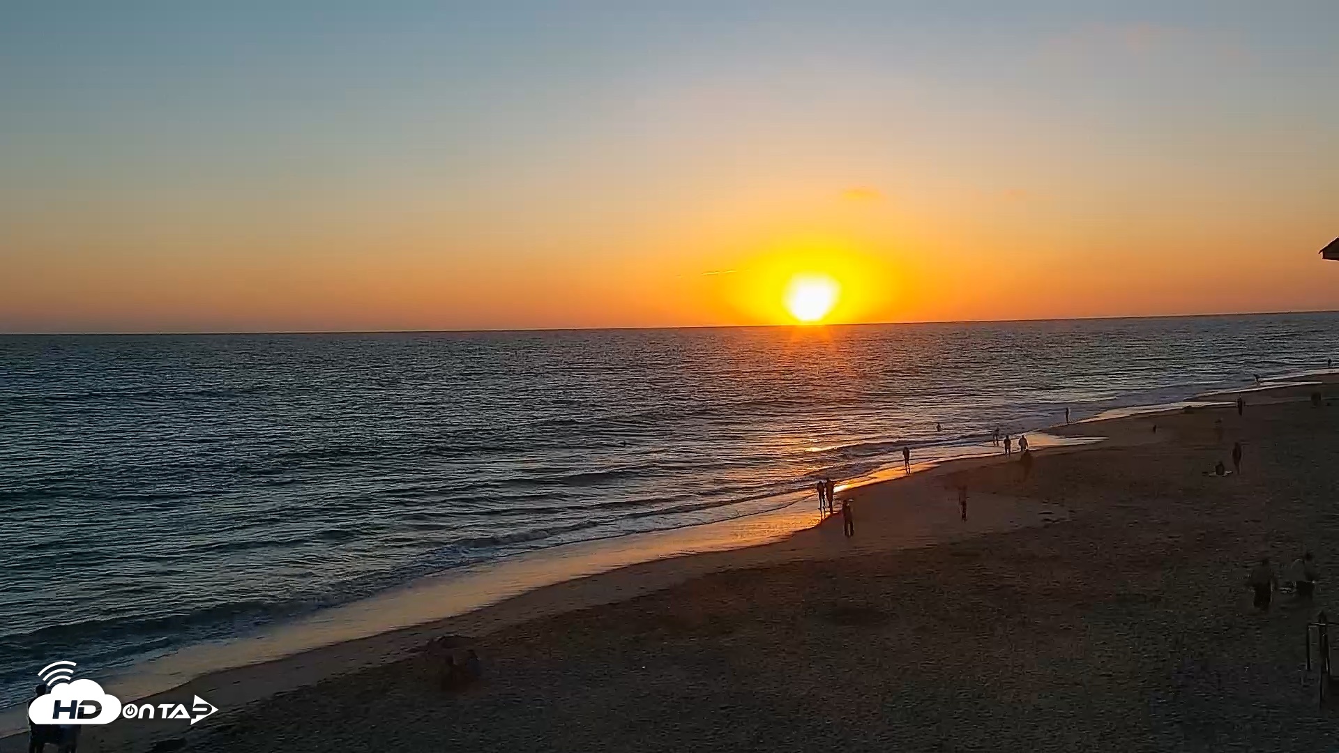 Snapshot of Carlsbad Beach Surf Live Webcam taken Jul 2, 2026, 7:57pm PDT