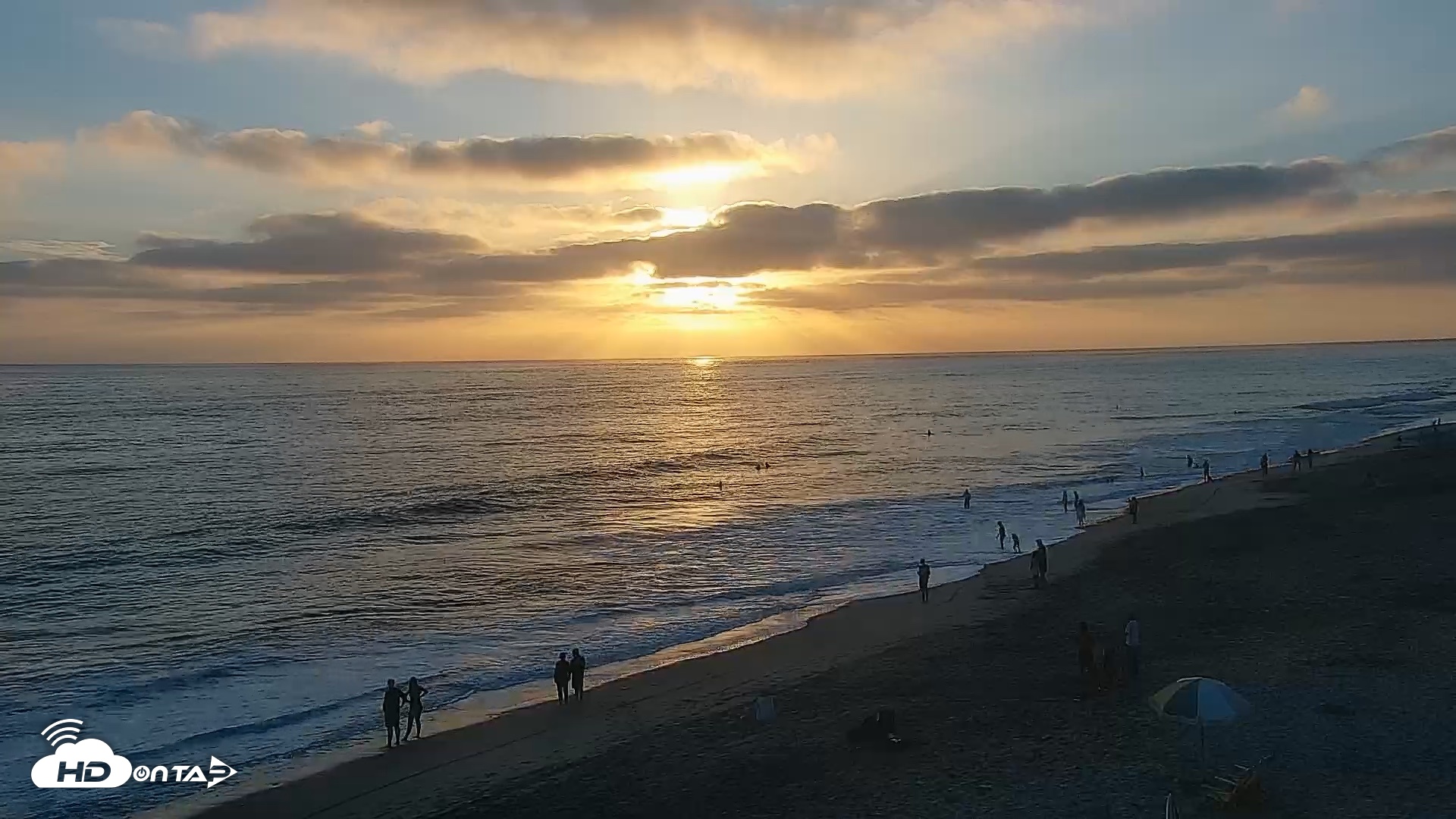 Snapshot of Carlsbad Beach Surf Live Webcam taken Jul 31, 2026, 7:30pm PDT