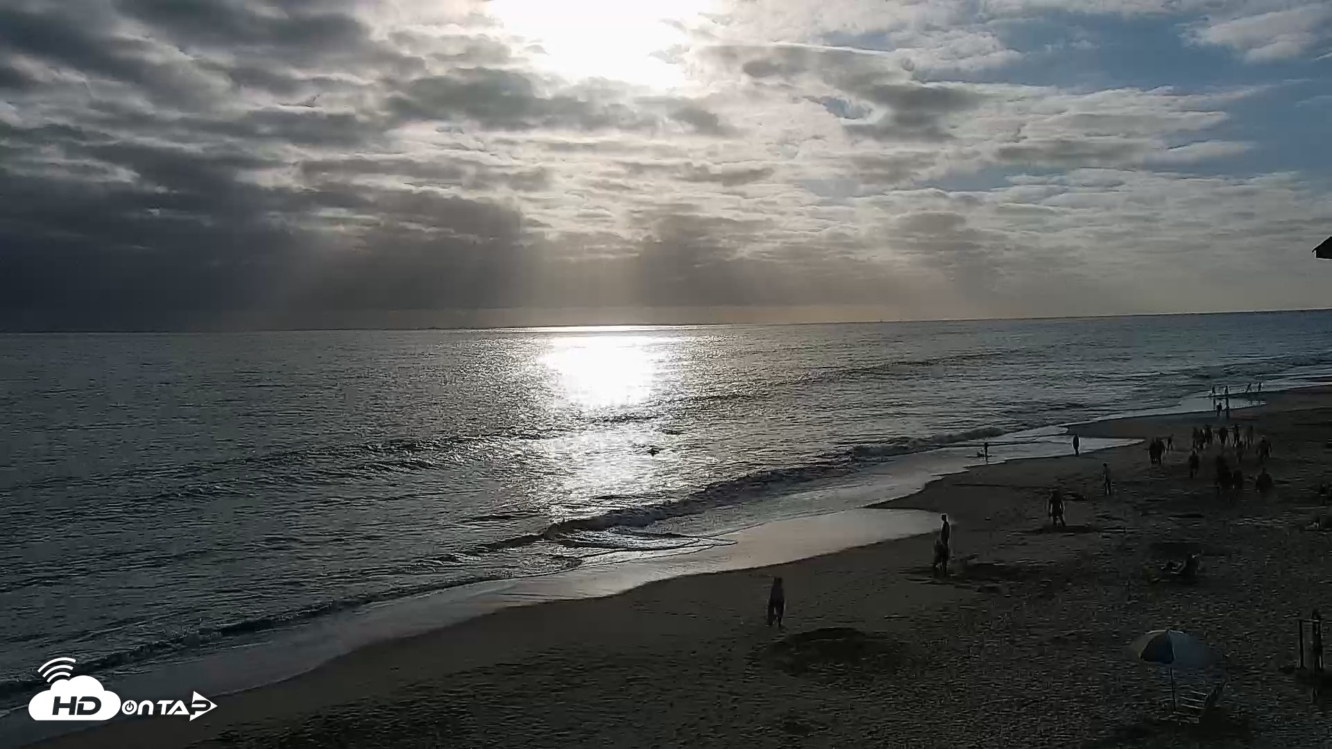 Snapshot of Carlsbad Beach Surf Live Webcam taken Jun 28, 2026, 6:49pm PDT