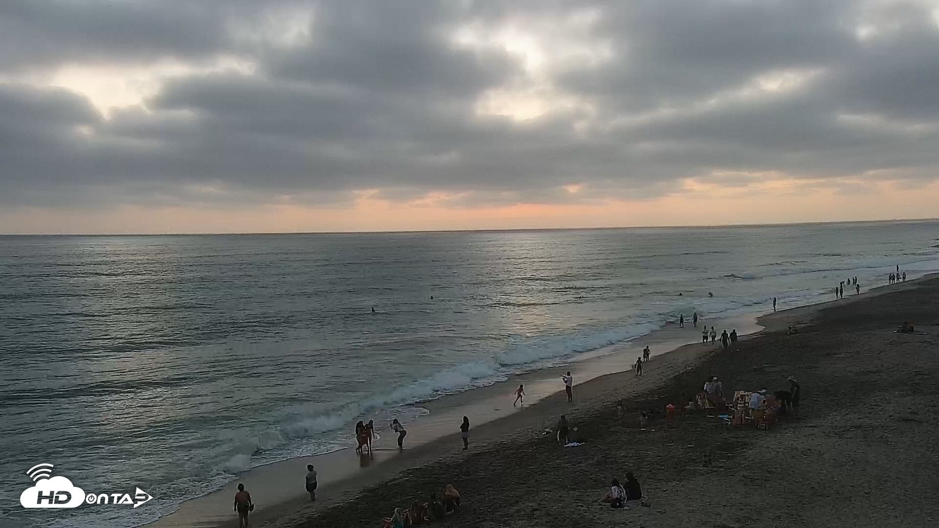 Snapshot of Carlsbad Beach Surf Live Webcam taken Aug 1, 2026, 7:52pm PDT