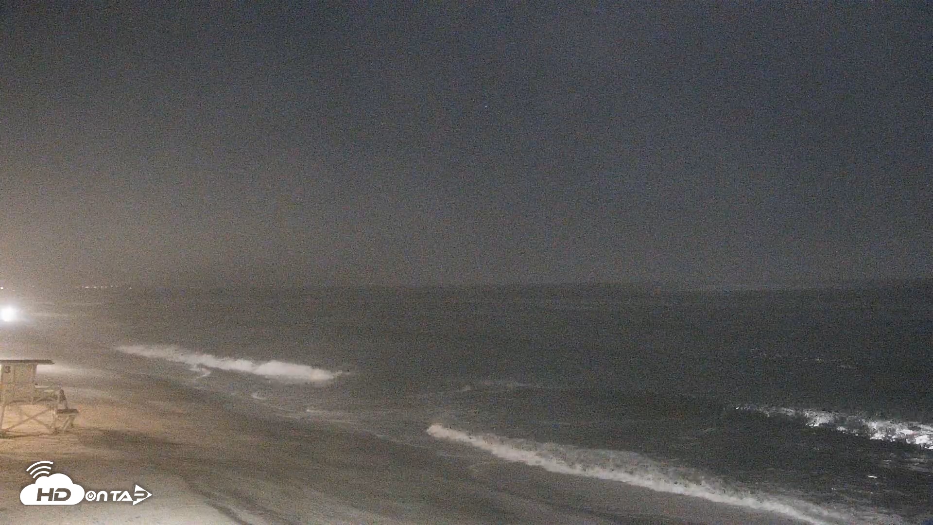 Snapshot of Carlsbad Beach Surf Live Webcam taken Aug 26, 2026, 12:12am PDT