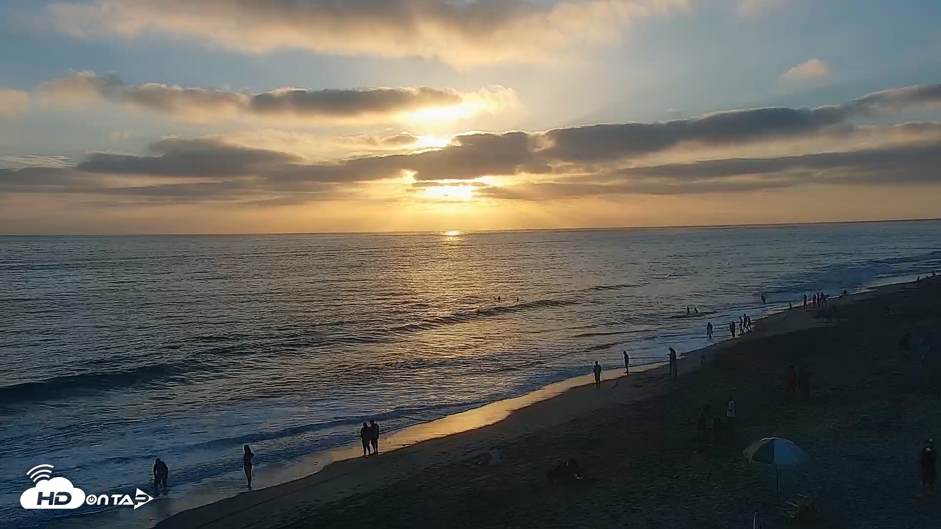 Snapshot of Carlsbad Beach Surf Live Webcam taken Jul 31, 2026, 7:28pm PDT
