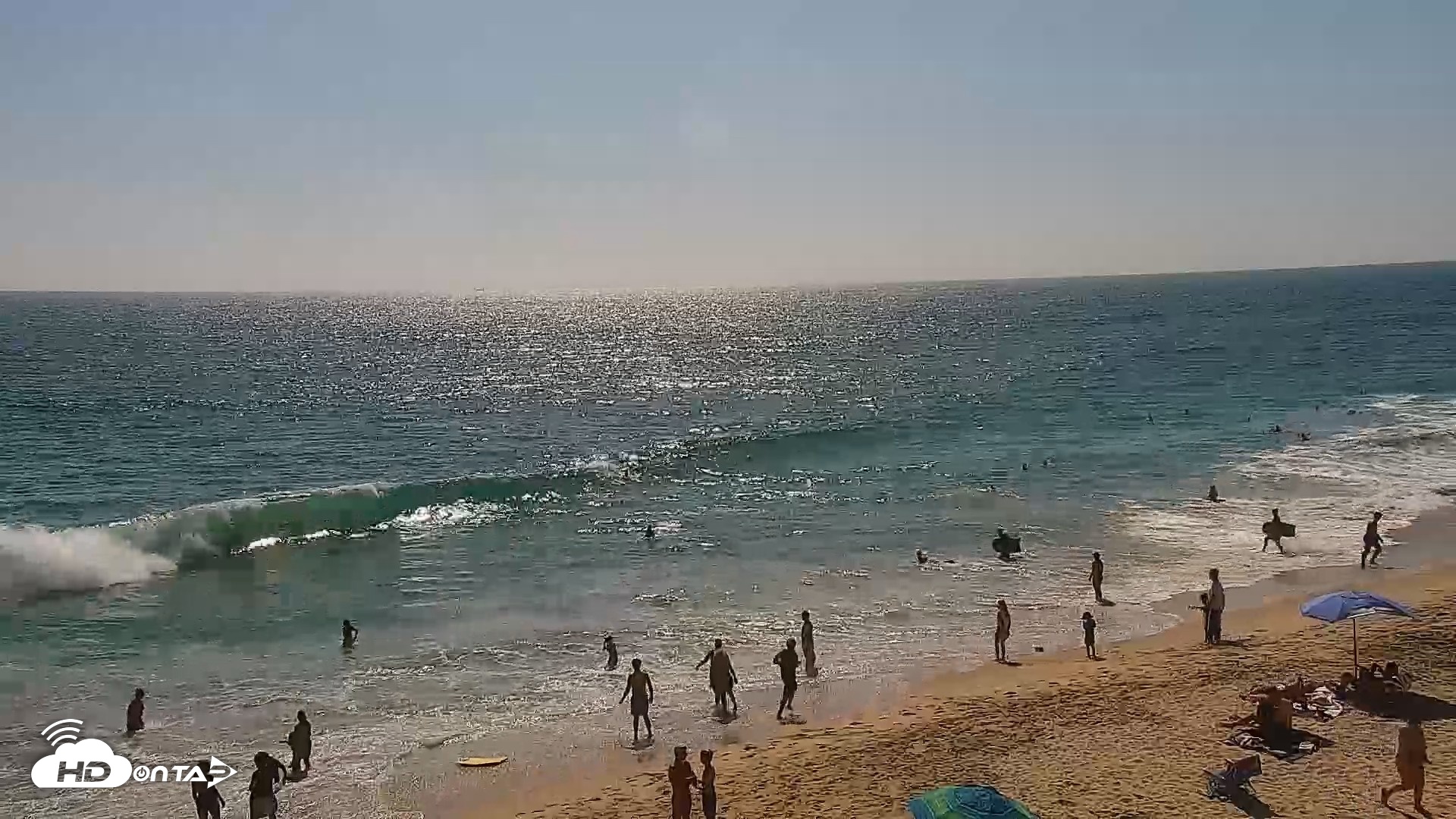 Snapshot of Carlsbad Beach Surf Live Webcam taken Jul 19, 2026, 4:09pm PDT