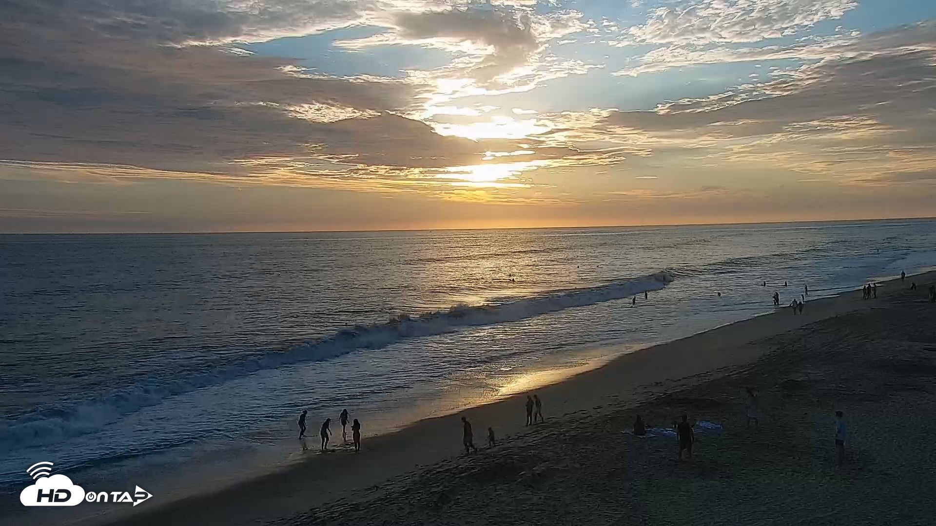 Snapshot of Carlsbad Beach Surf Live Webcam taken Jul 20, 2026, 7:30pm PDT