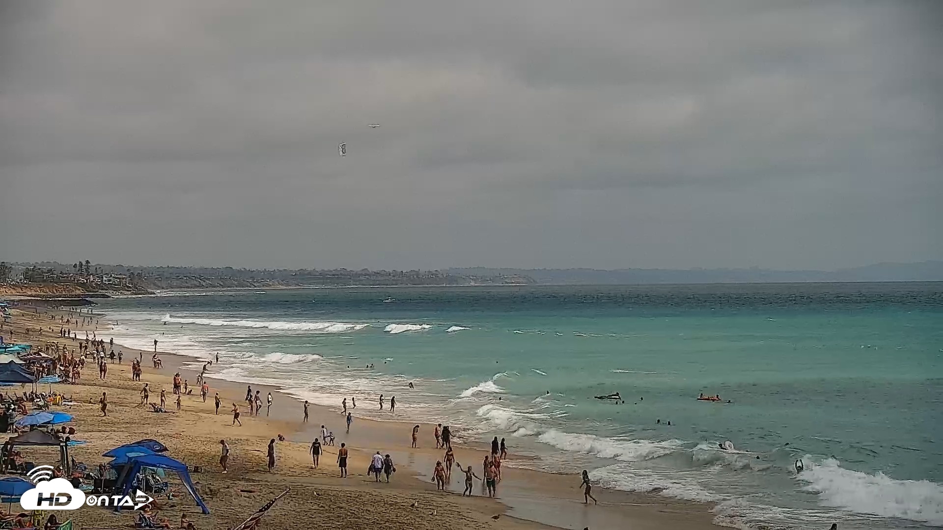 Snapshot of Carlsbad Beach Surf Live Webcam taken Jul 1, 2026, 3:19pm PDT